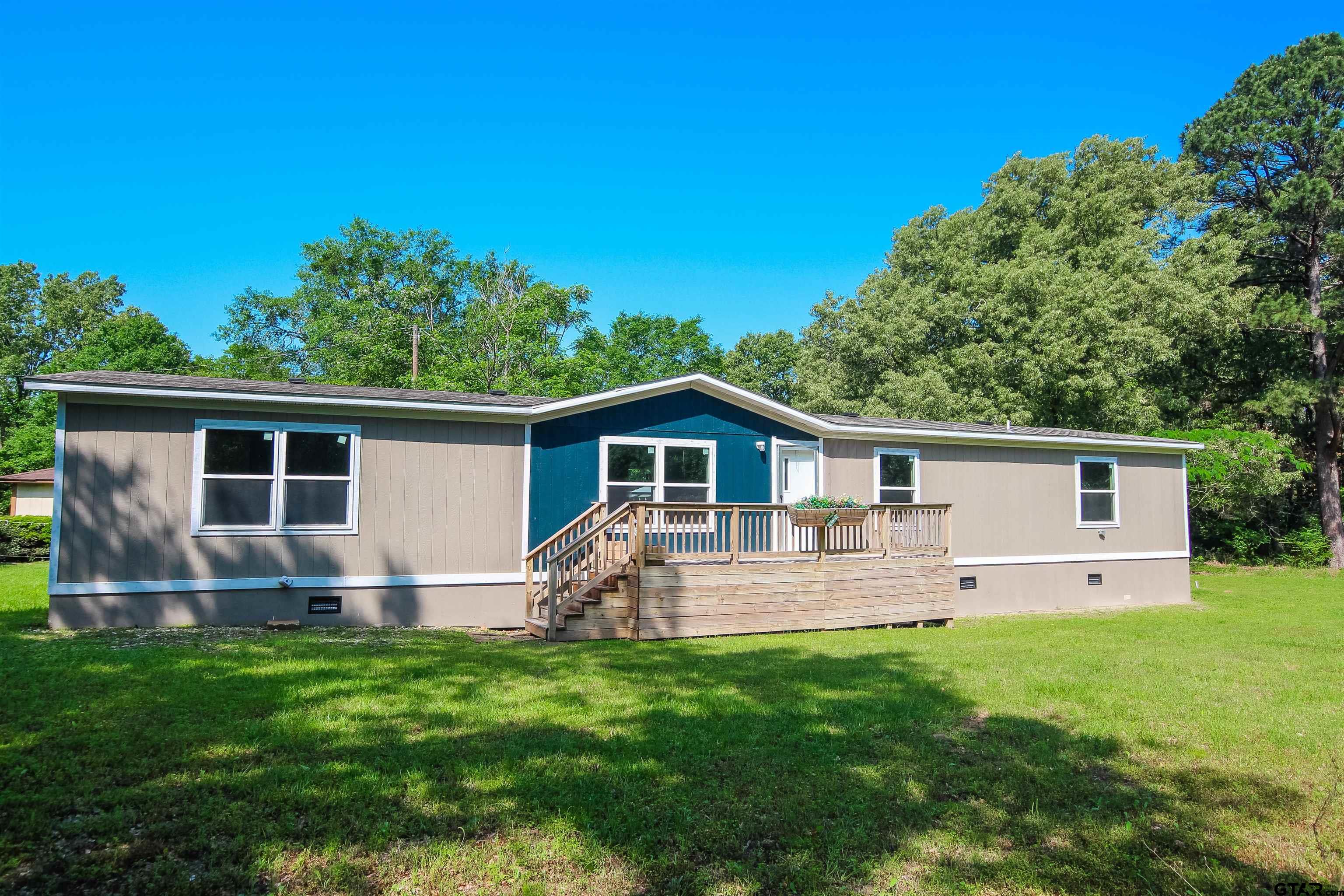1506 1/2 S Front St Property Photo