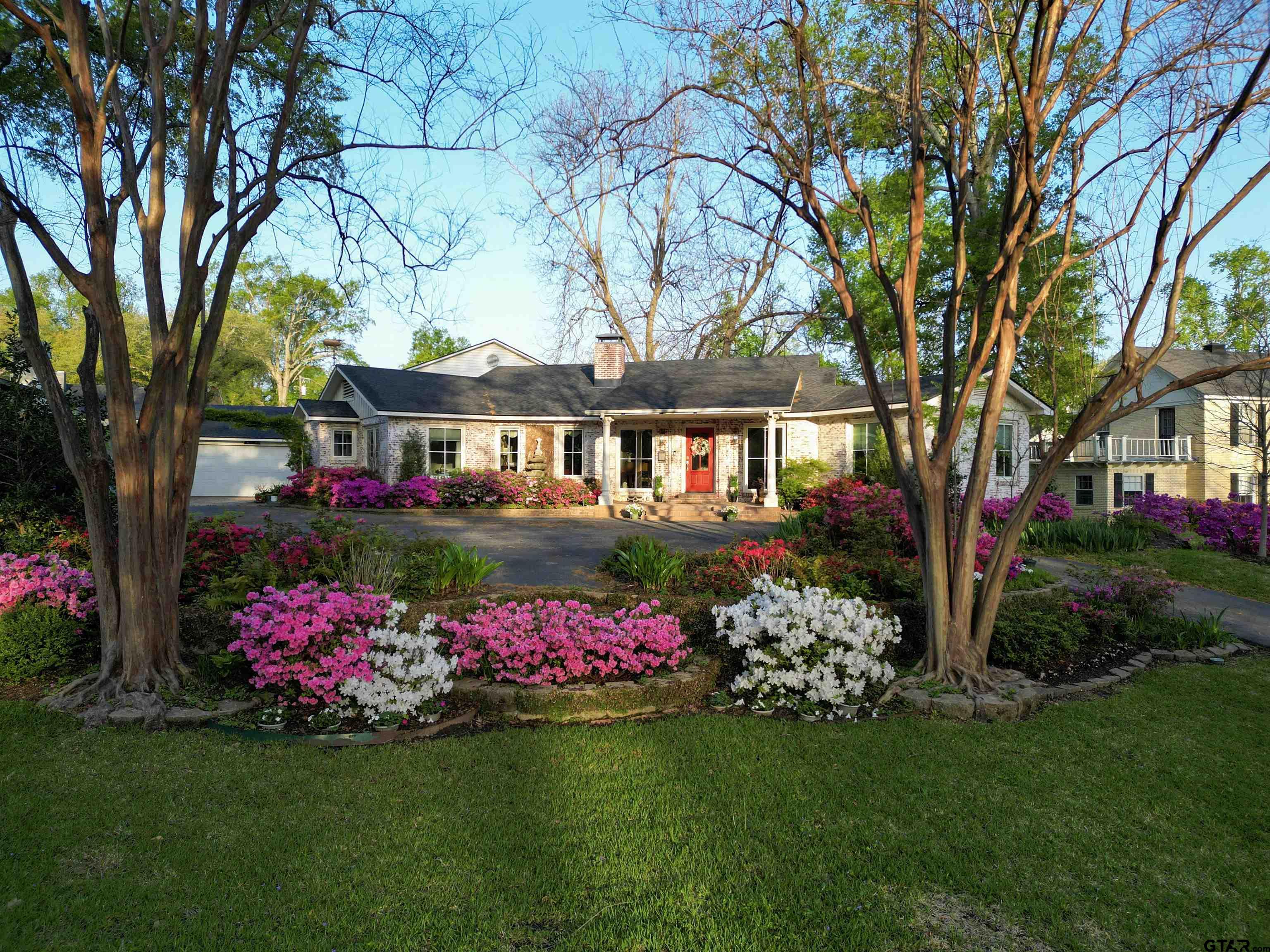 1401 Belmont Dr Property Photo 1