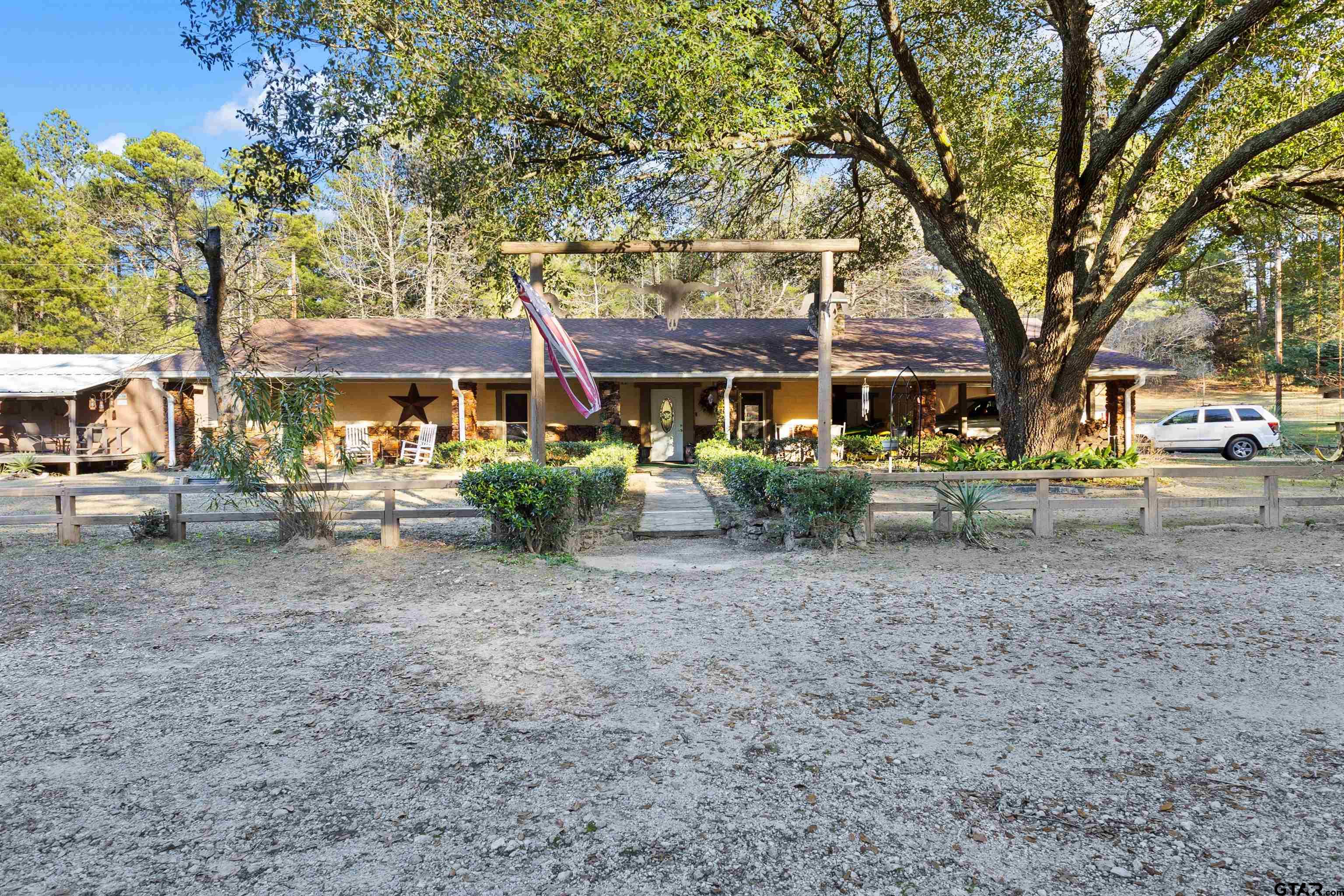 14518 N County Road 2132 Property Photo
