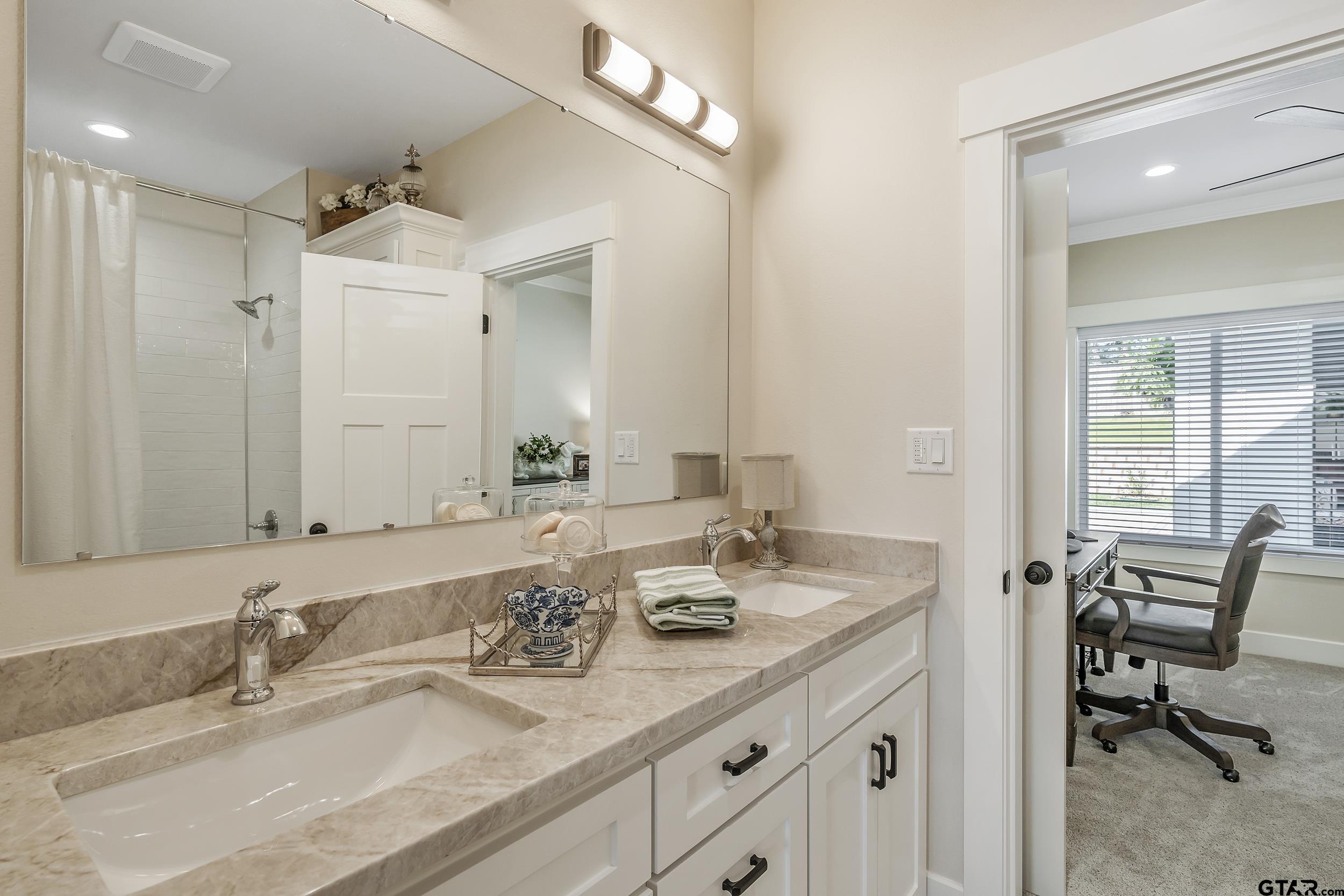 16919 Sawyer Way Property Photo 24