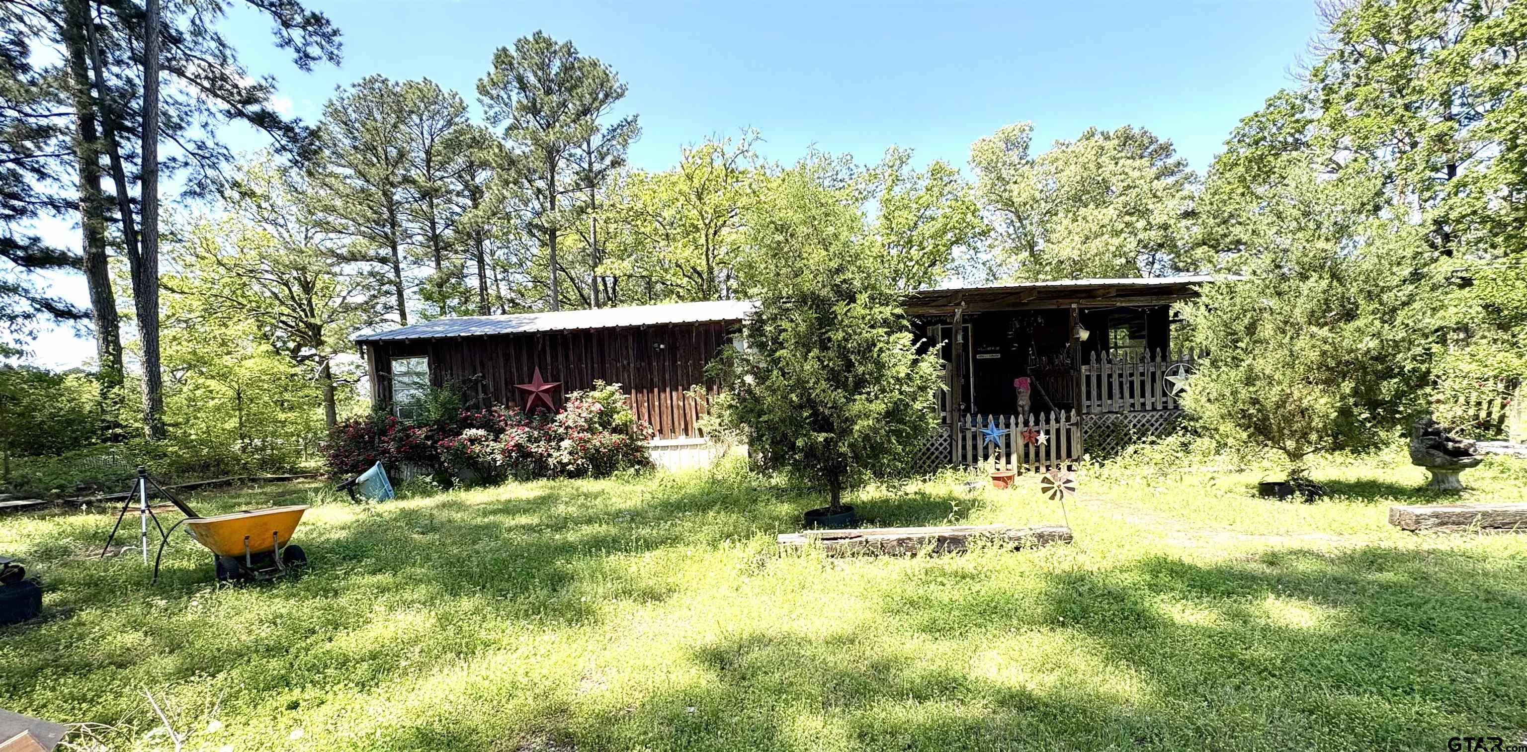 302 S Texas Hwy 42 Property Photo