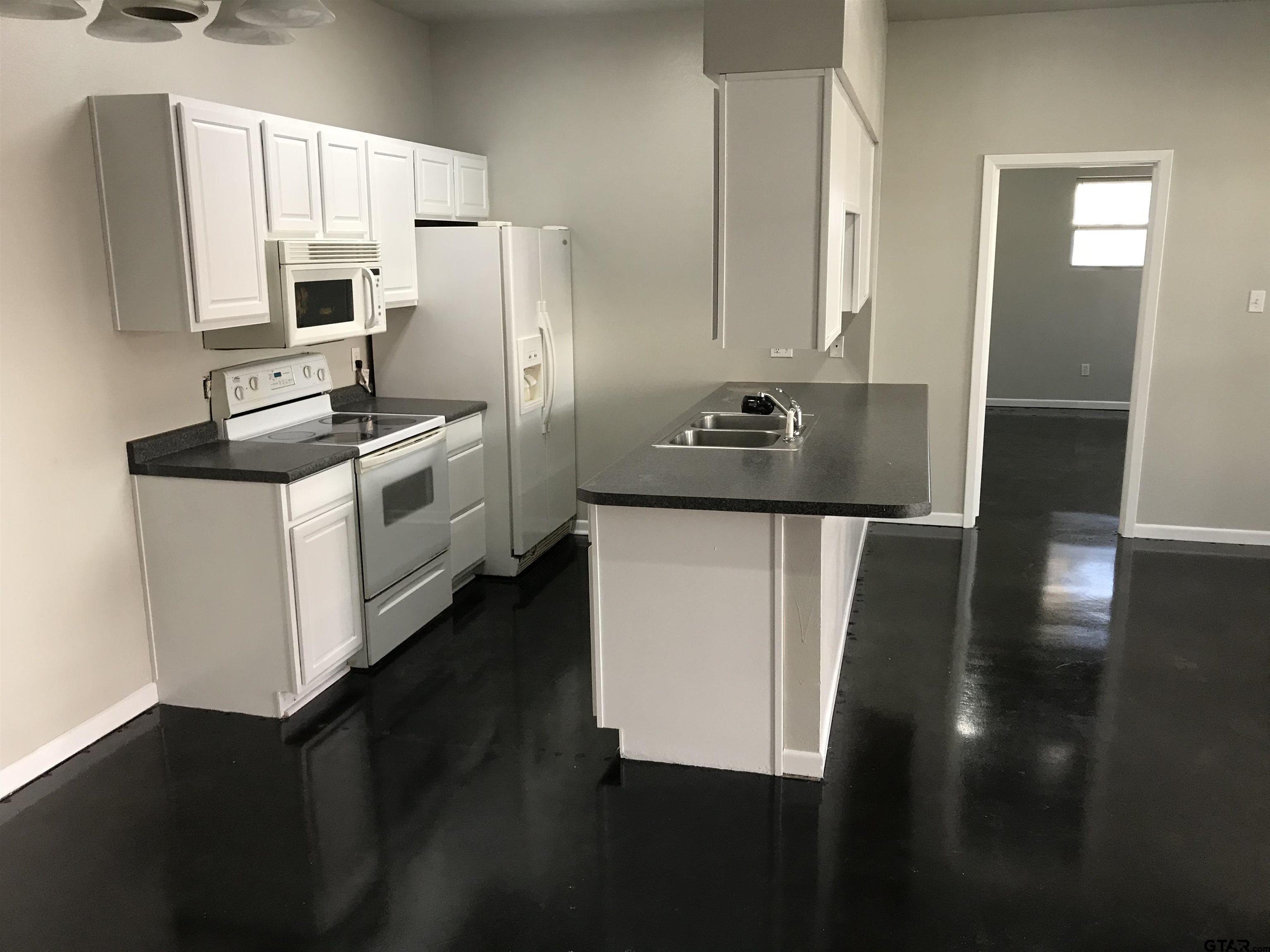 19040 Fm 2493 1 Property Photo 5