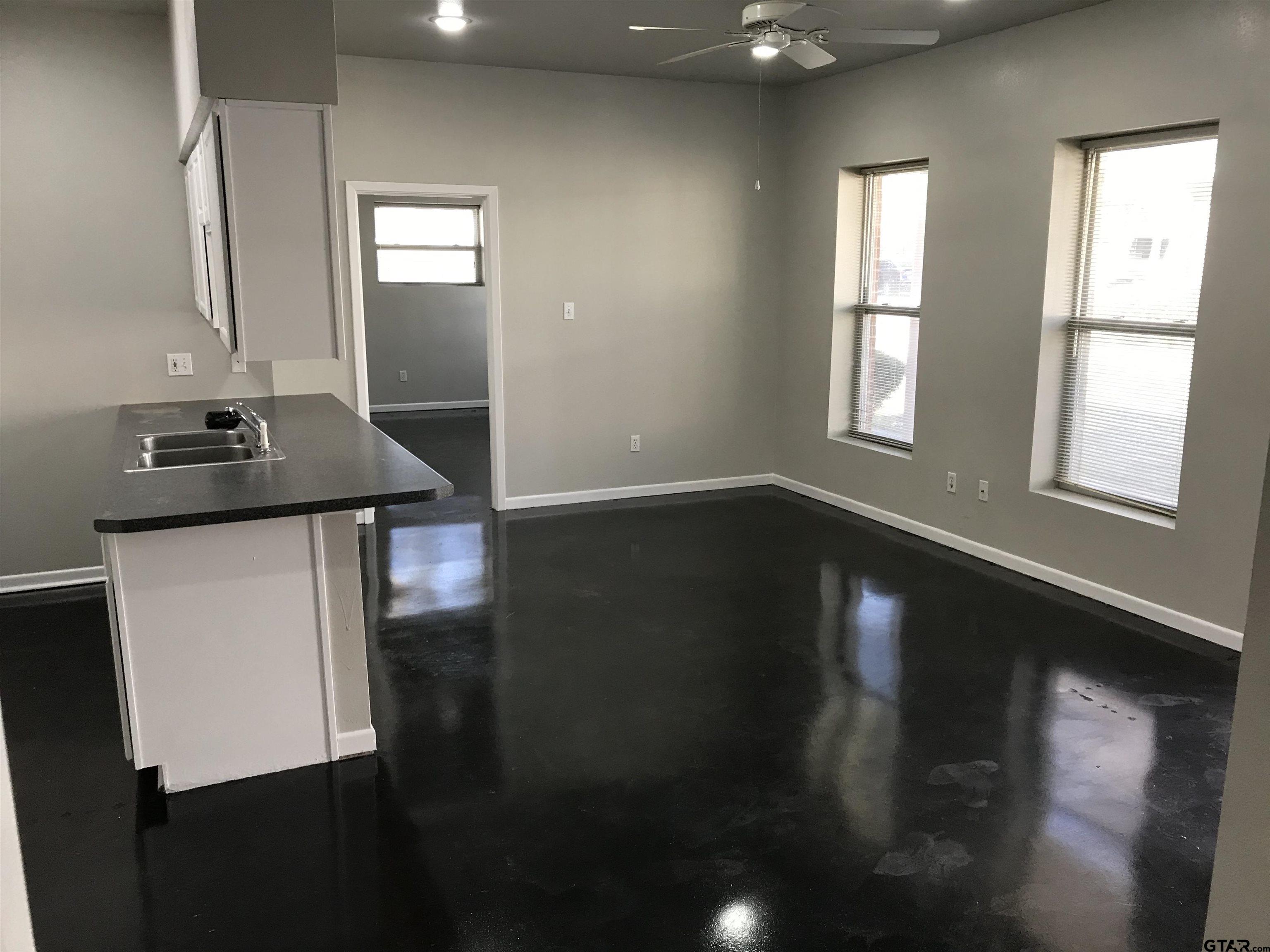 19040 Fm 2493 1 Property Photo 6