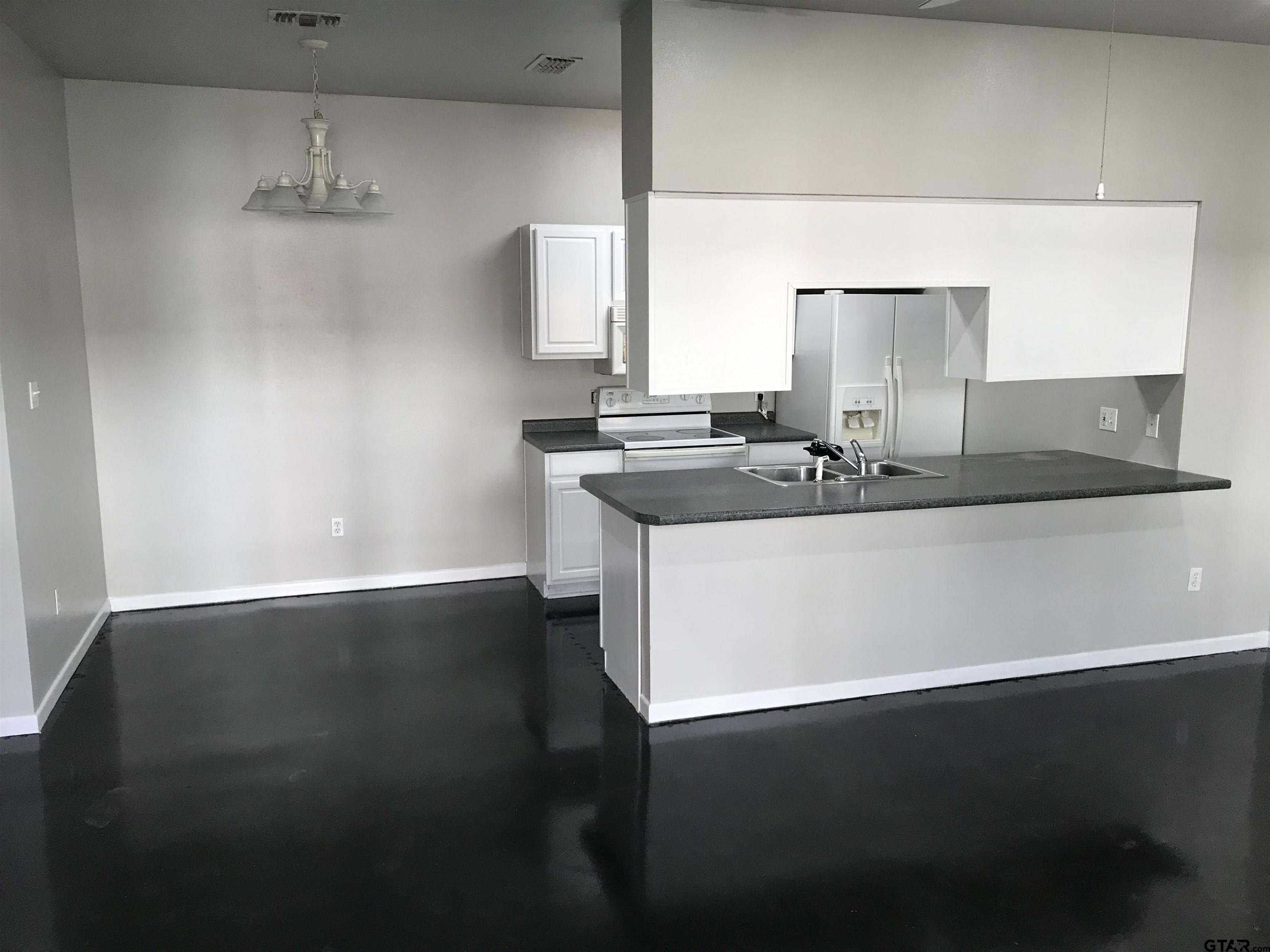 19040 Fm 2493 1 Property Photo 8