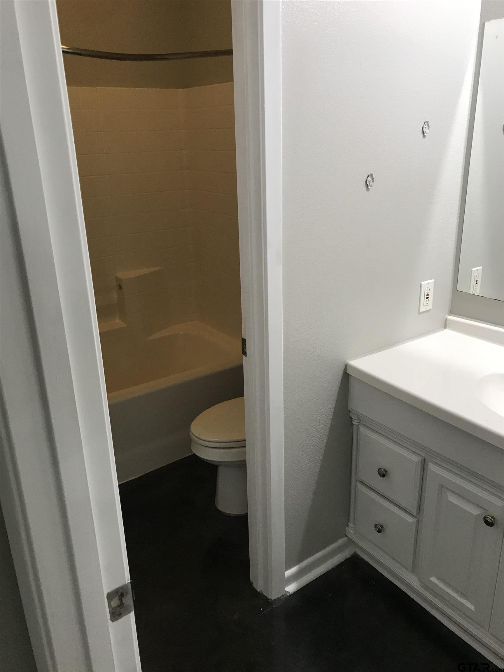 19040 Fm 2493 1 Property Photo 14