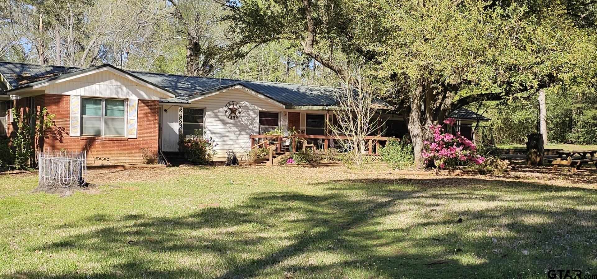 4269 Hwy 21 West Property Photo 1