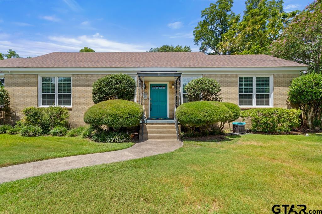 1413 Augusta Ave. Property Photo 1