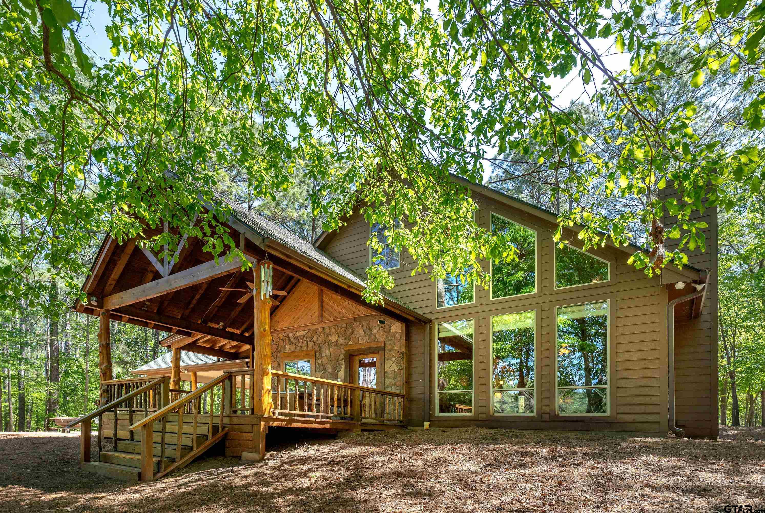 1355 Snapdragon Property Photo 1
