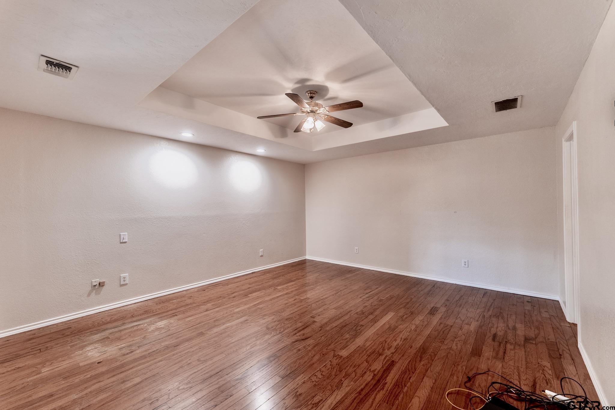 1881 Woodbridge Drive Property Photo 16