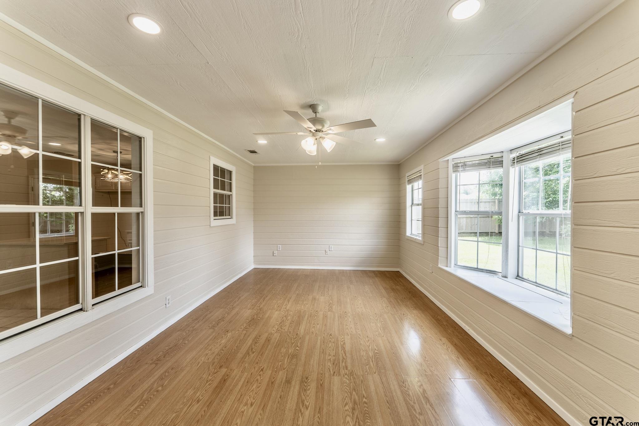 1881 Woodbridge Drive Property Photo 25