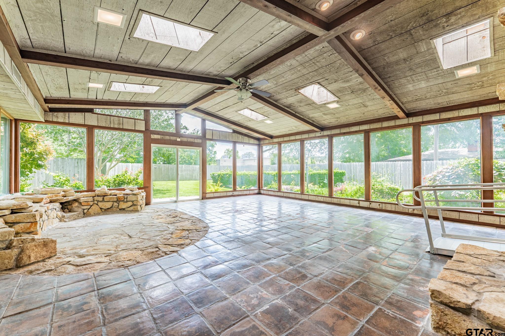 138 Drexel Drive Property Photo 24