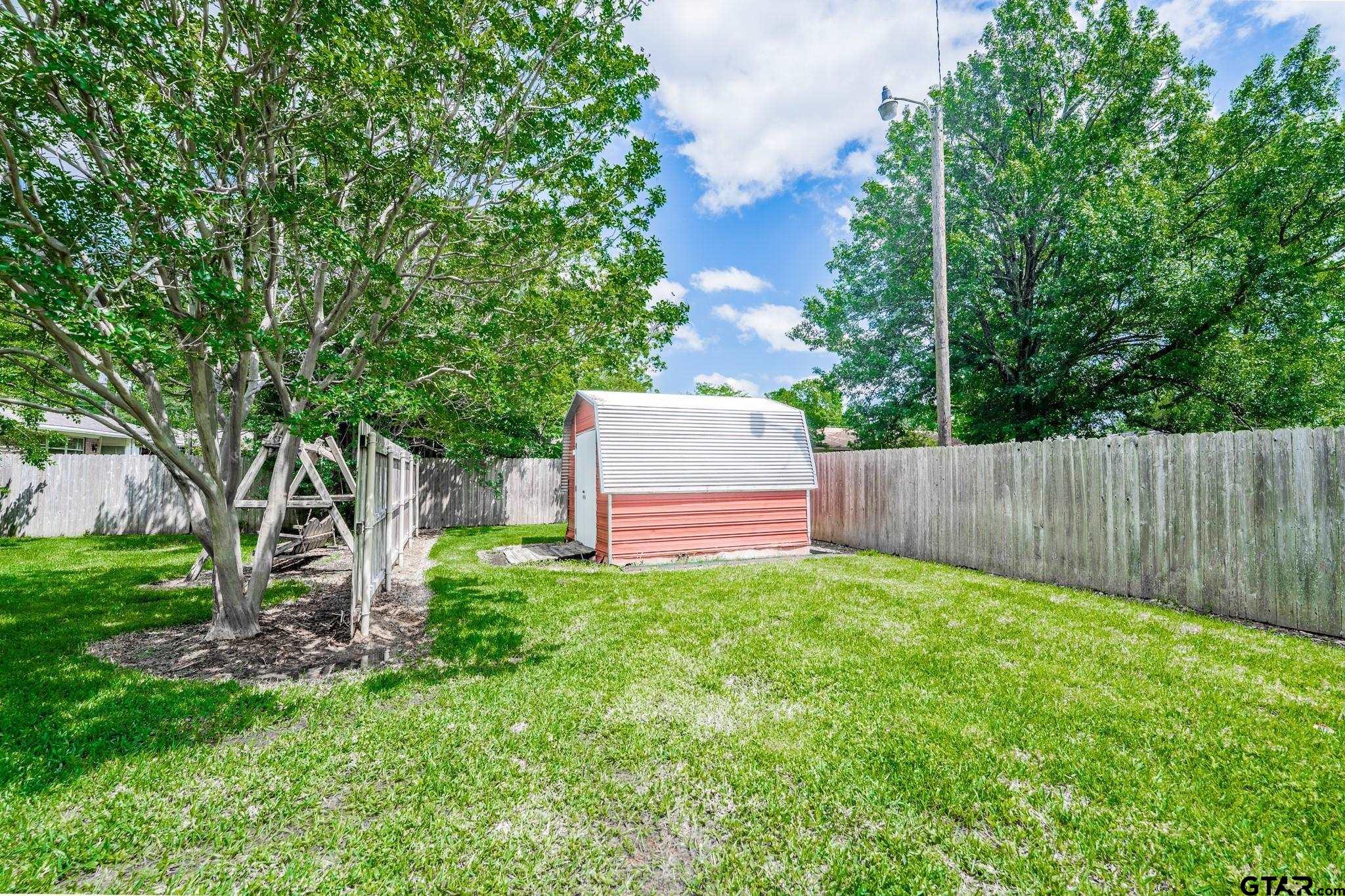 138 Drexel Drive Property Photo 28