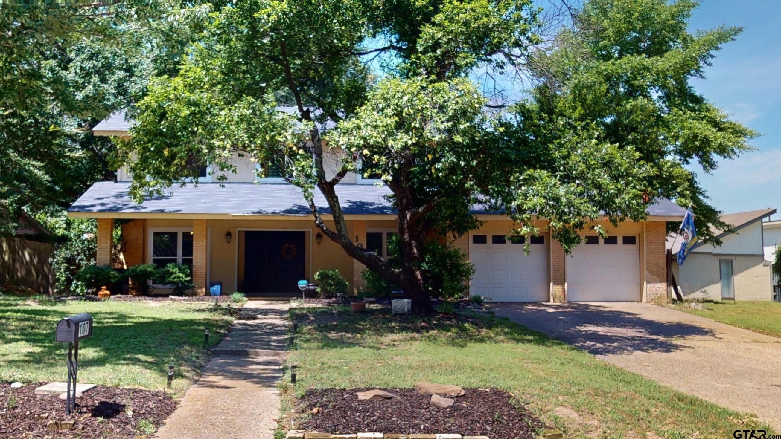 107 Louise Ln Property Photo