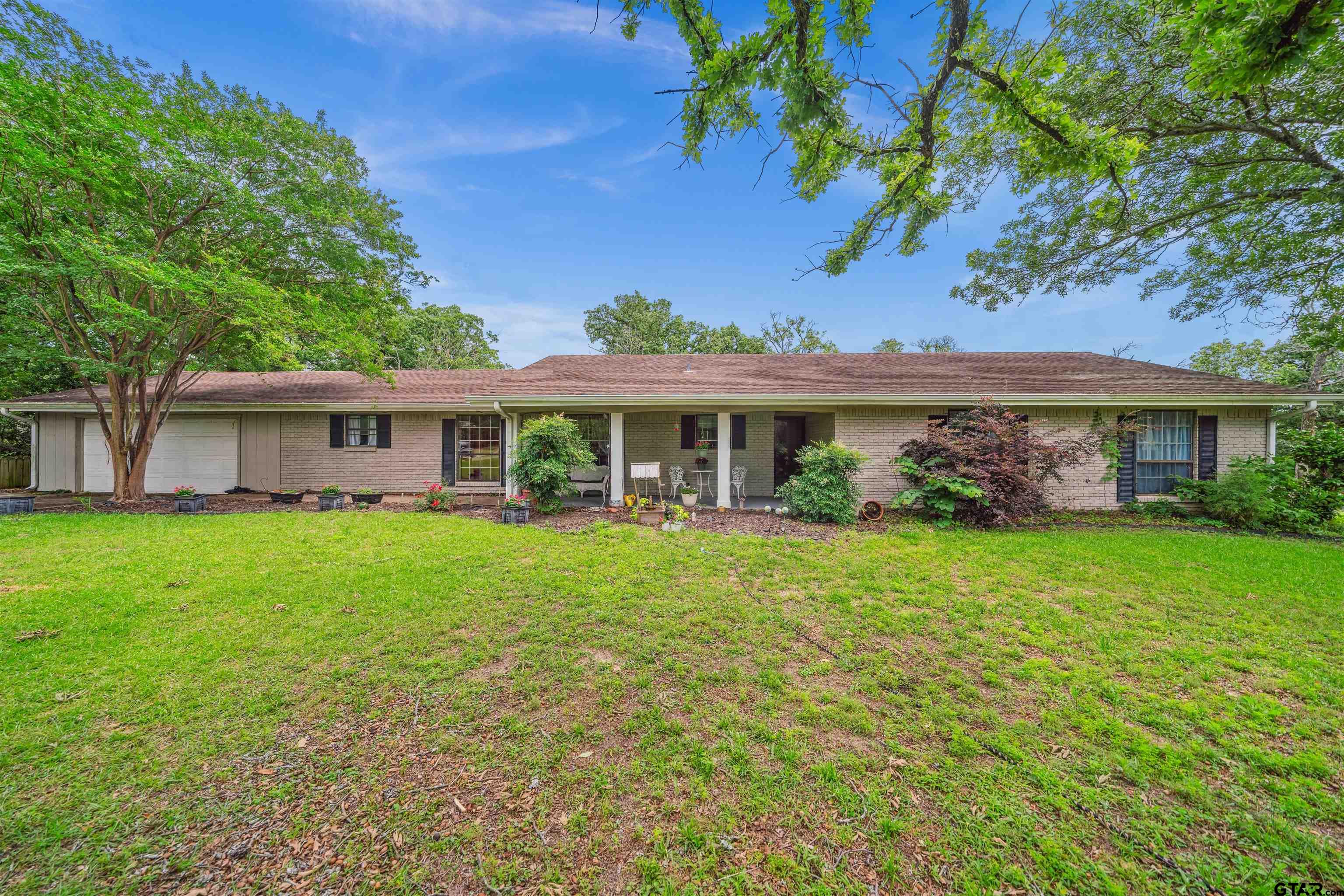 7223 Fm 2494 Property Photo