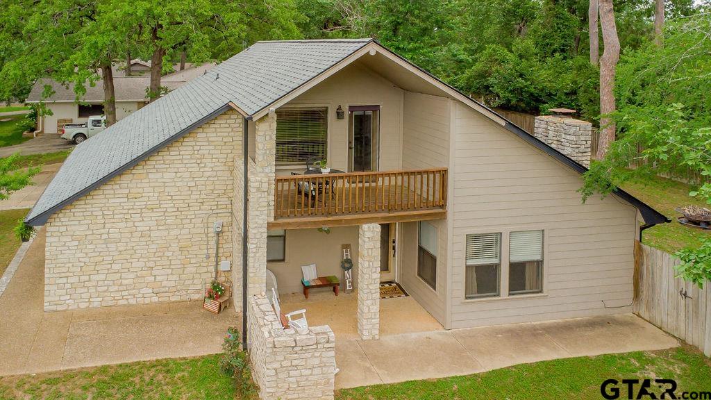 425 Lakeview Property Photo