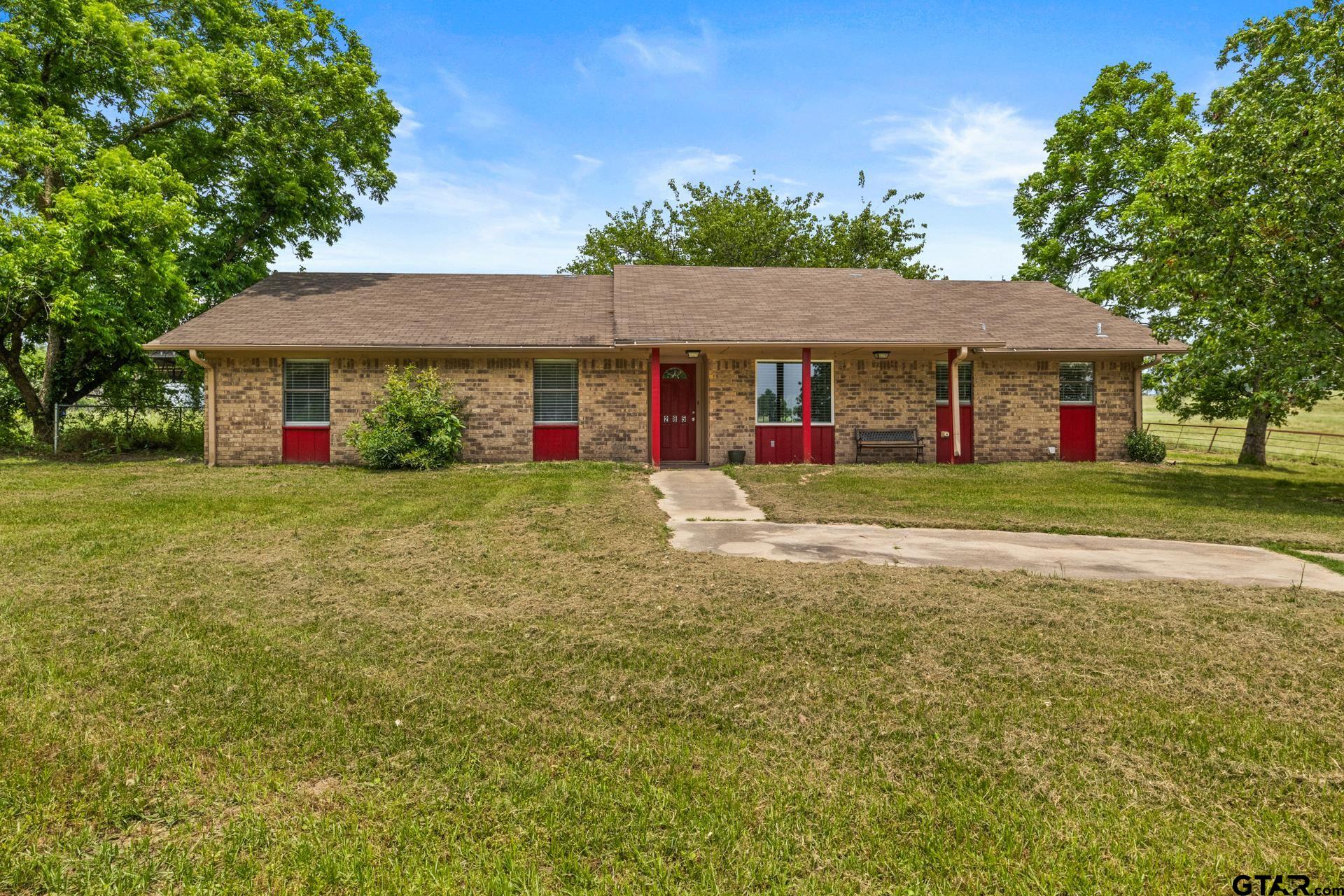 285 Cr 4235 Property Photo 1