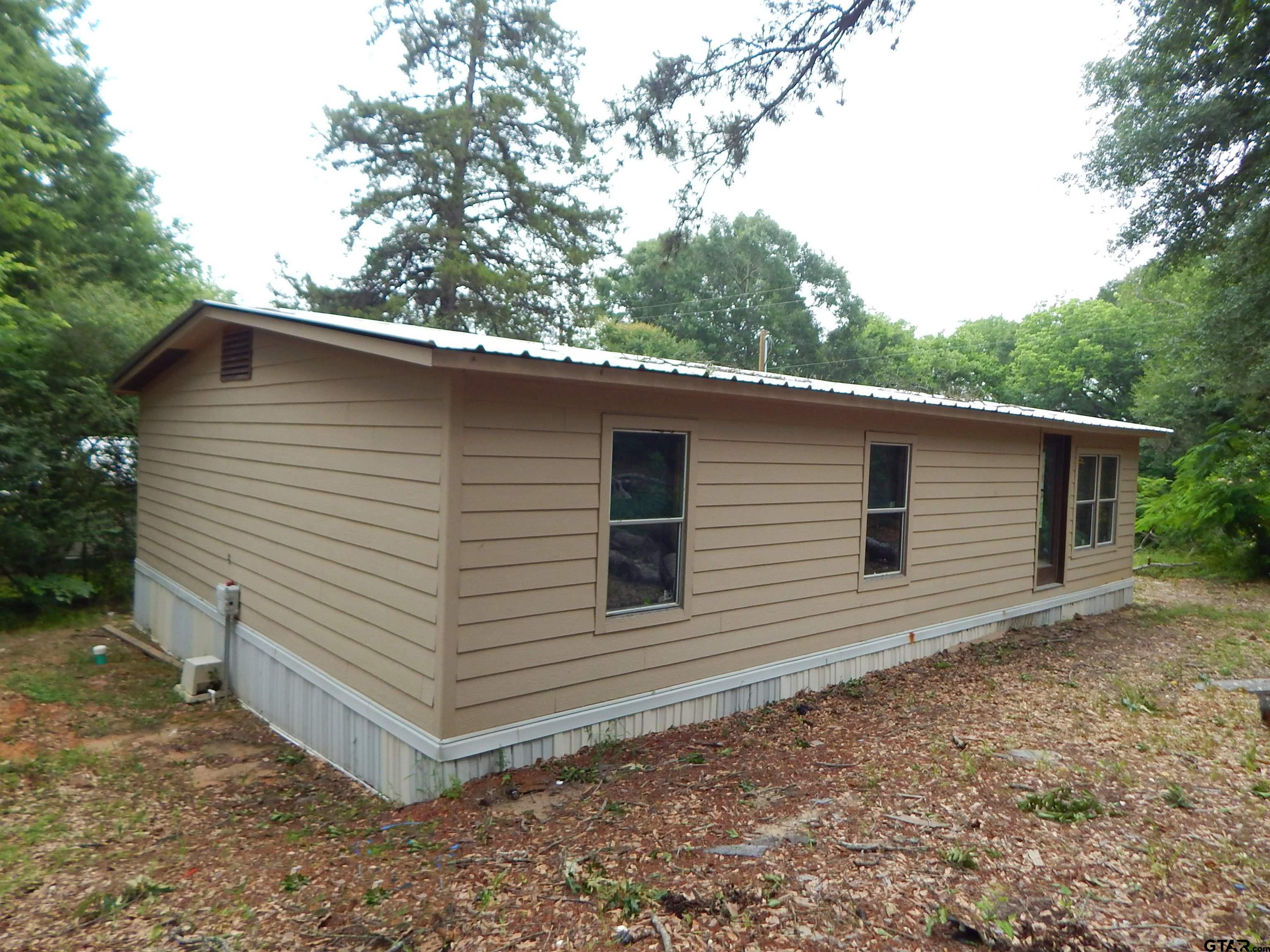 228 Gage Rd Property Photo 1