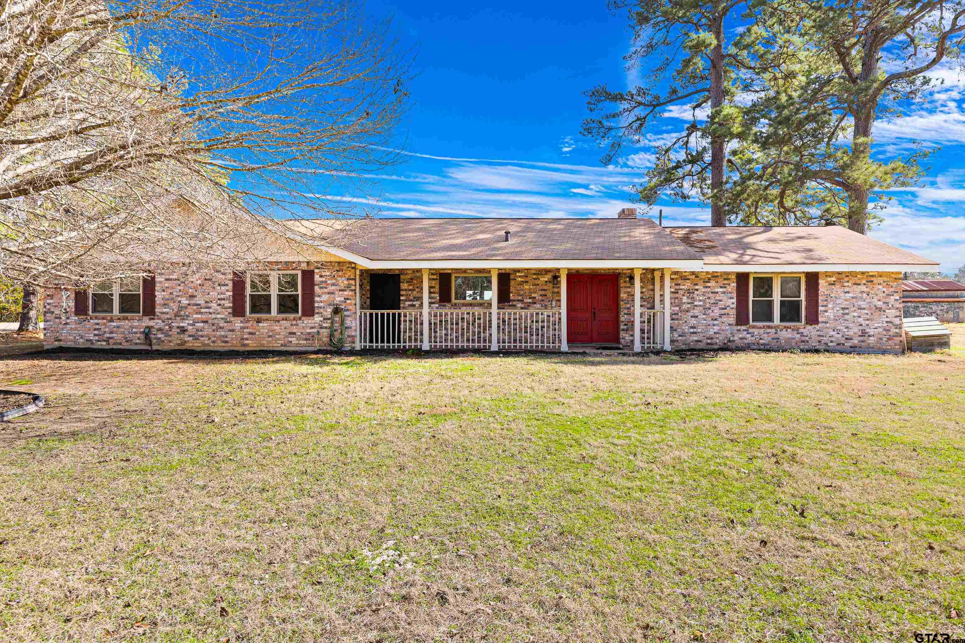 853 Newton Road Property Photo 1