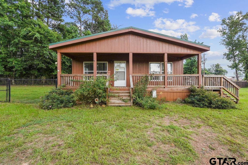 115 Oak Bend Property Photo 1