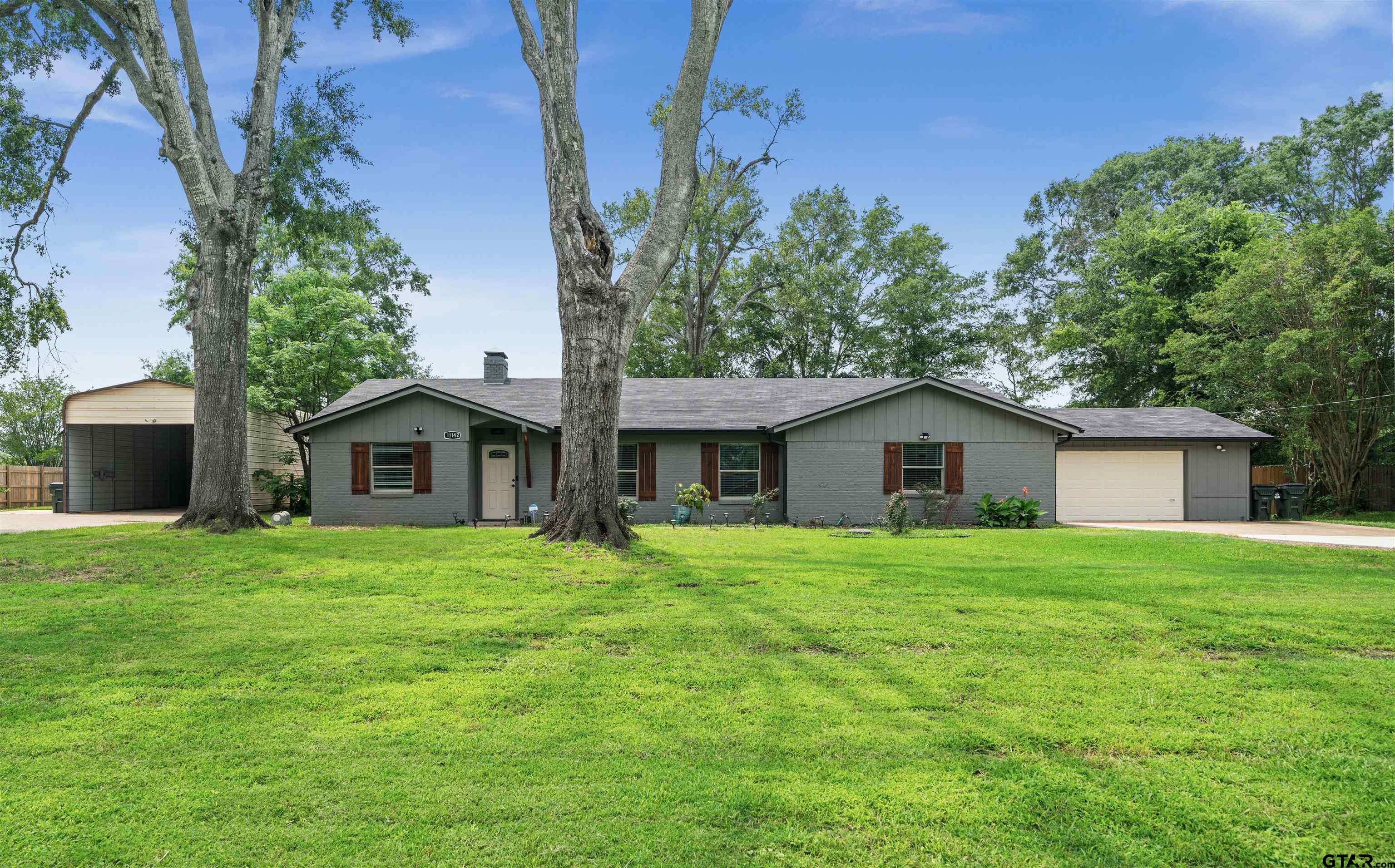 11142 Cr 2206 Property Photo 1
