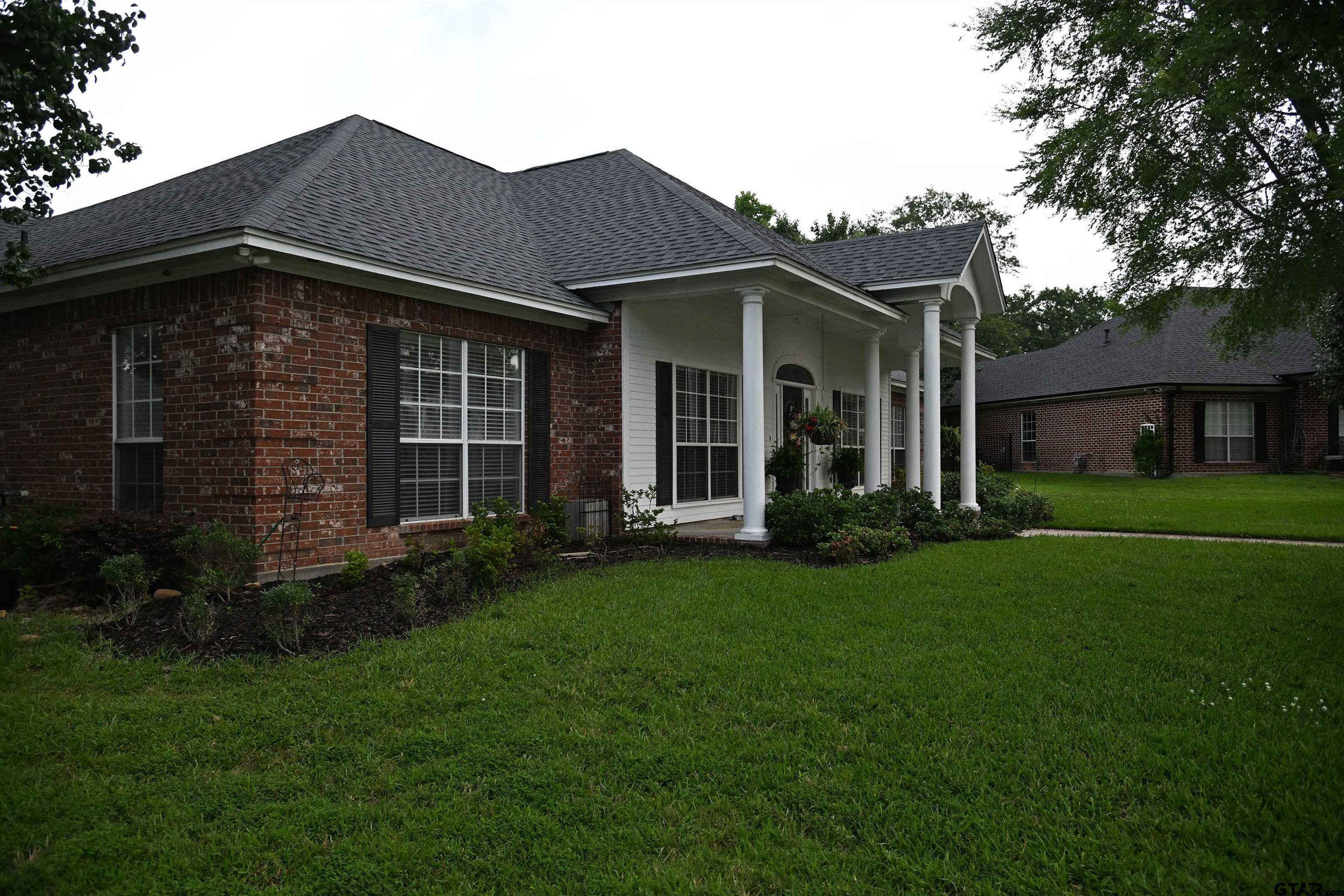 189 Candelara Property Photo 1