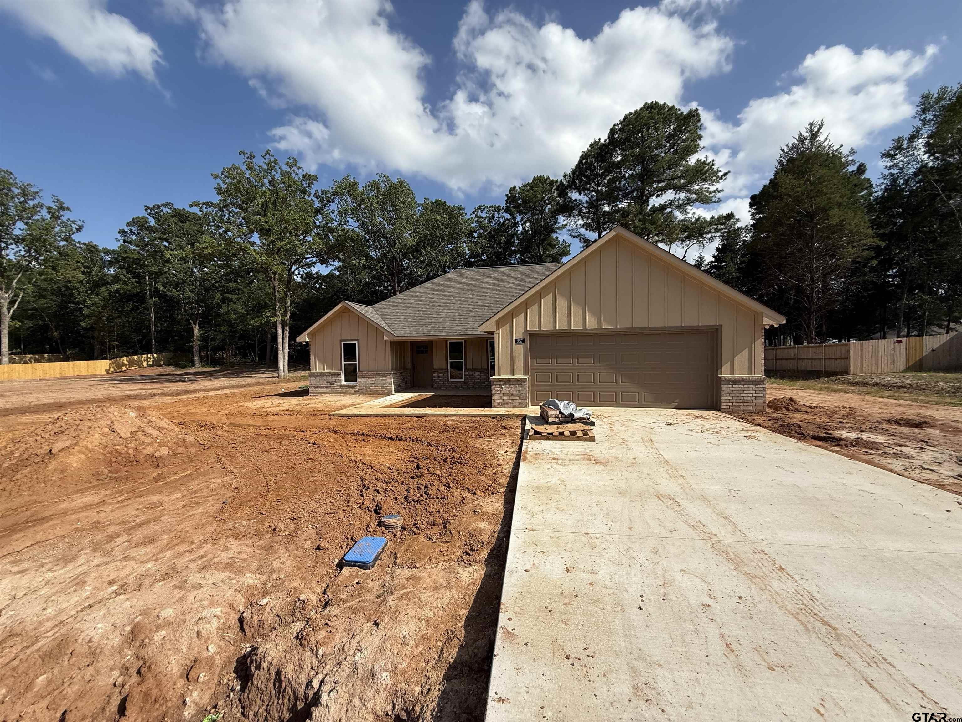 357 Private Road 6292 Property Photo 1