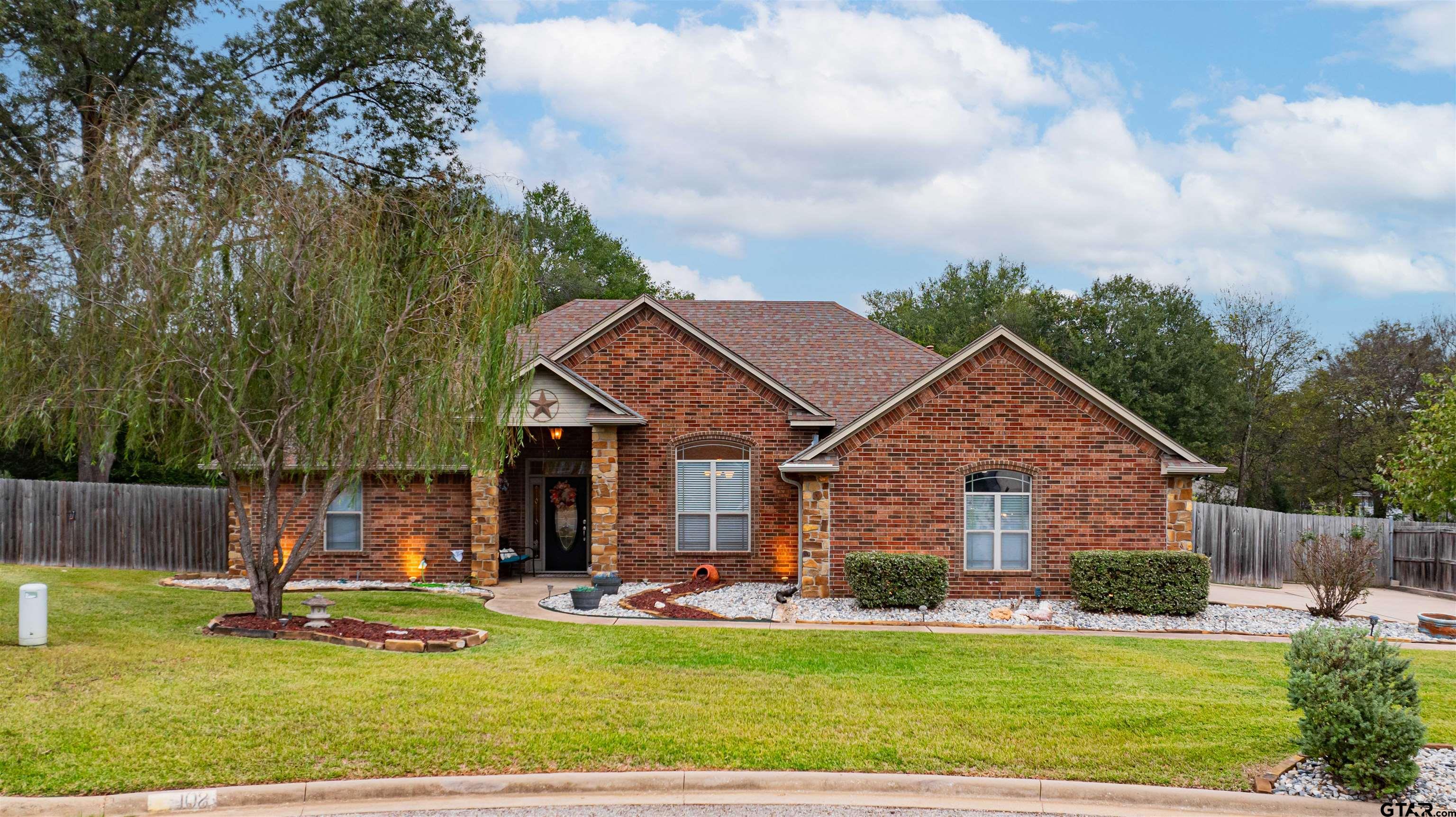 108 Mossy Creek Dr. Property Photo 1