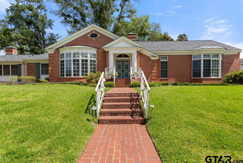309 Glenhaven Property Photo 1