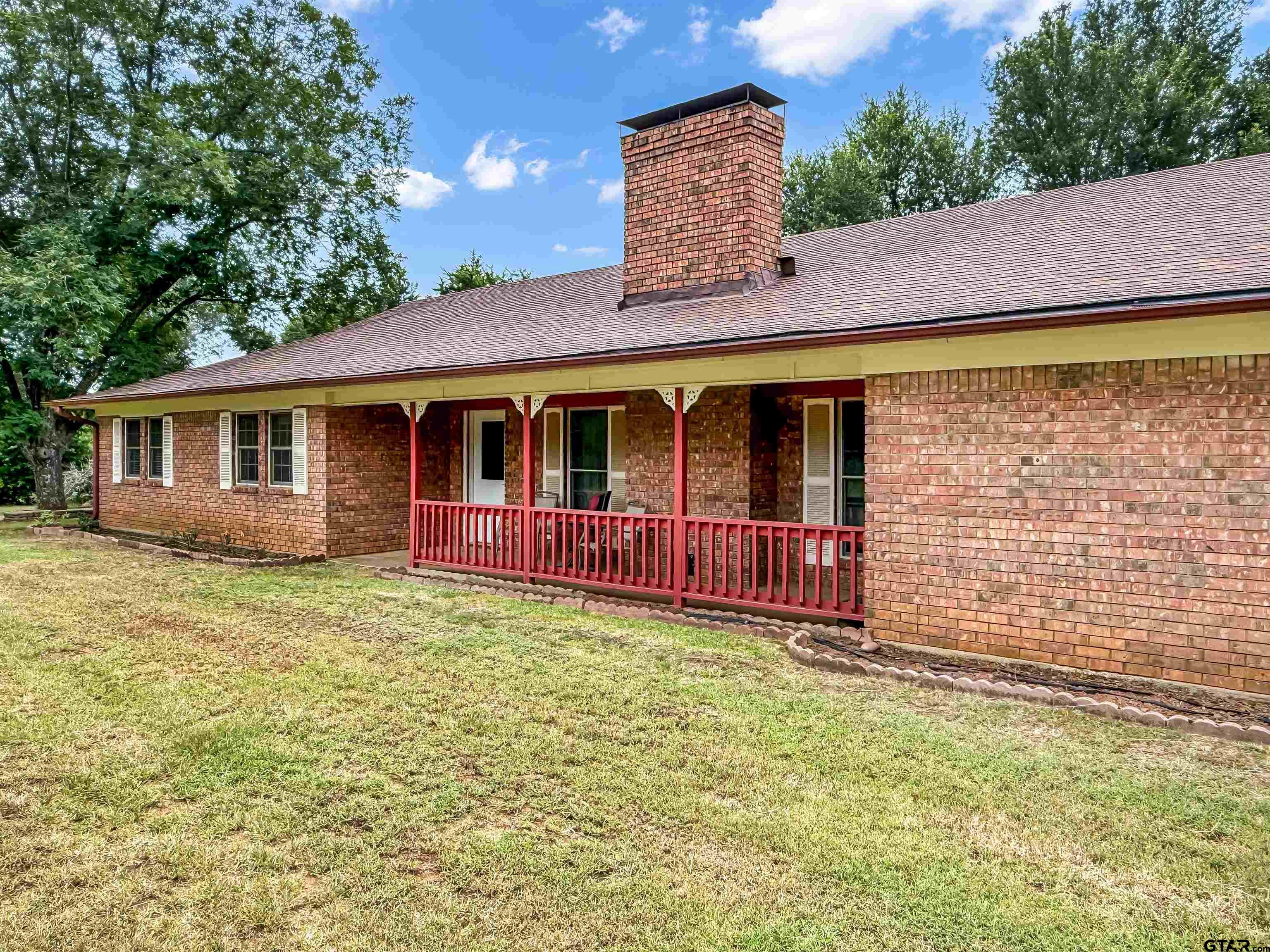 8161 Fm 2494 Property Photo 1