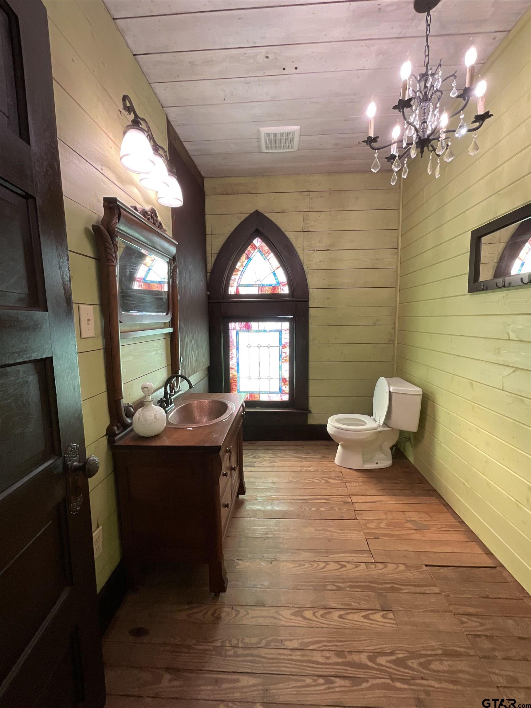 201 S Carolina Property Photo 15