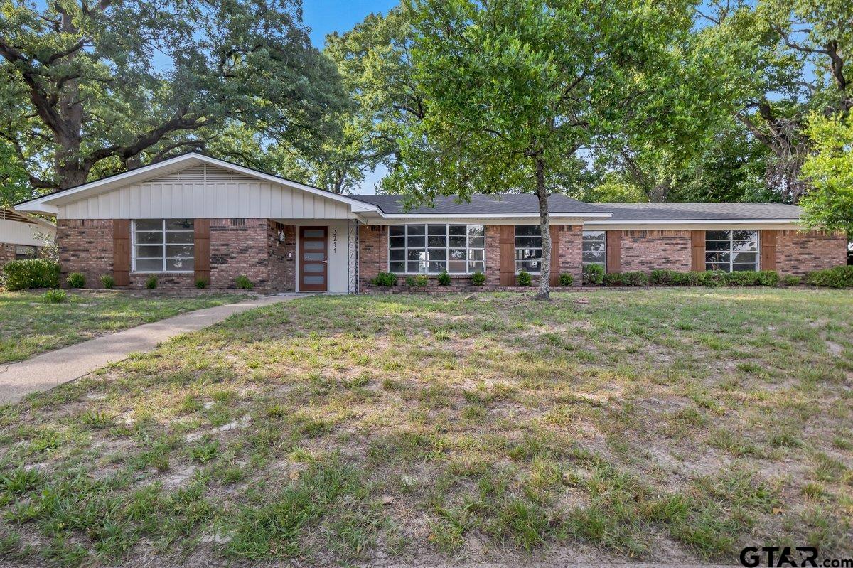 3211 Pine Haven Rd Property Photo 1