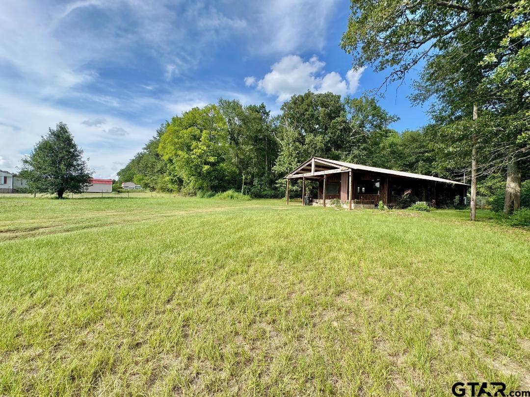 1743 Tan Oak Rd Property Photo 1