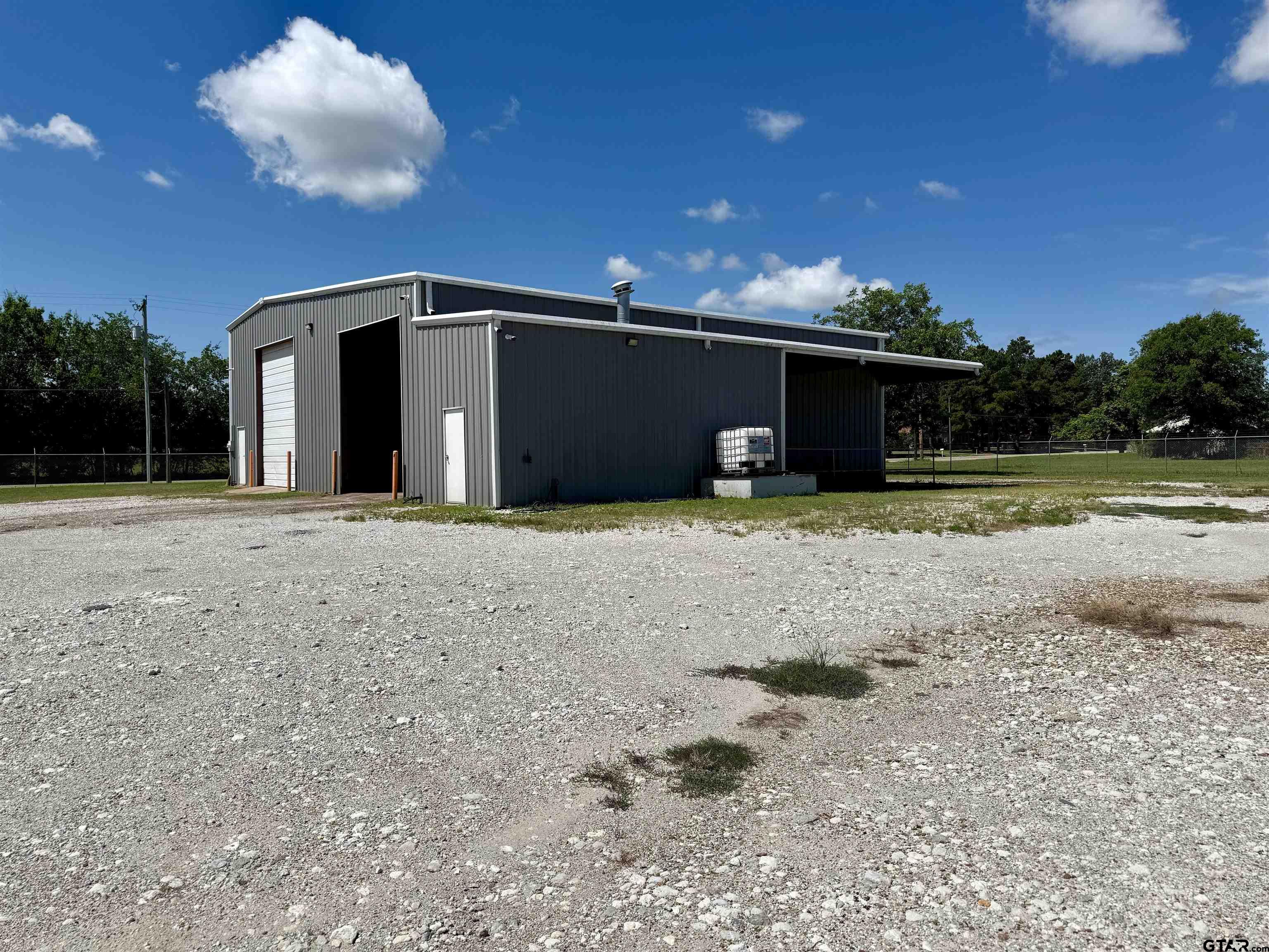 8436 W Fm71 Property Photo 1