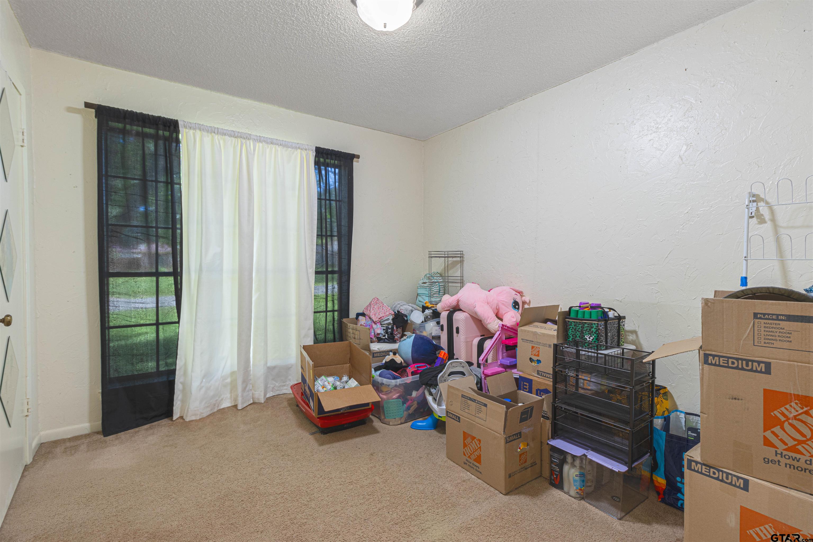 408 Ulster Dr Property Photo 16