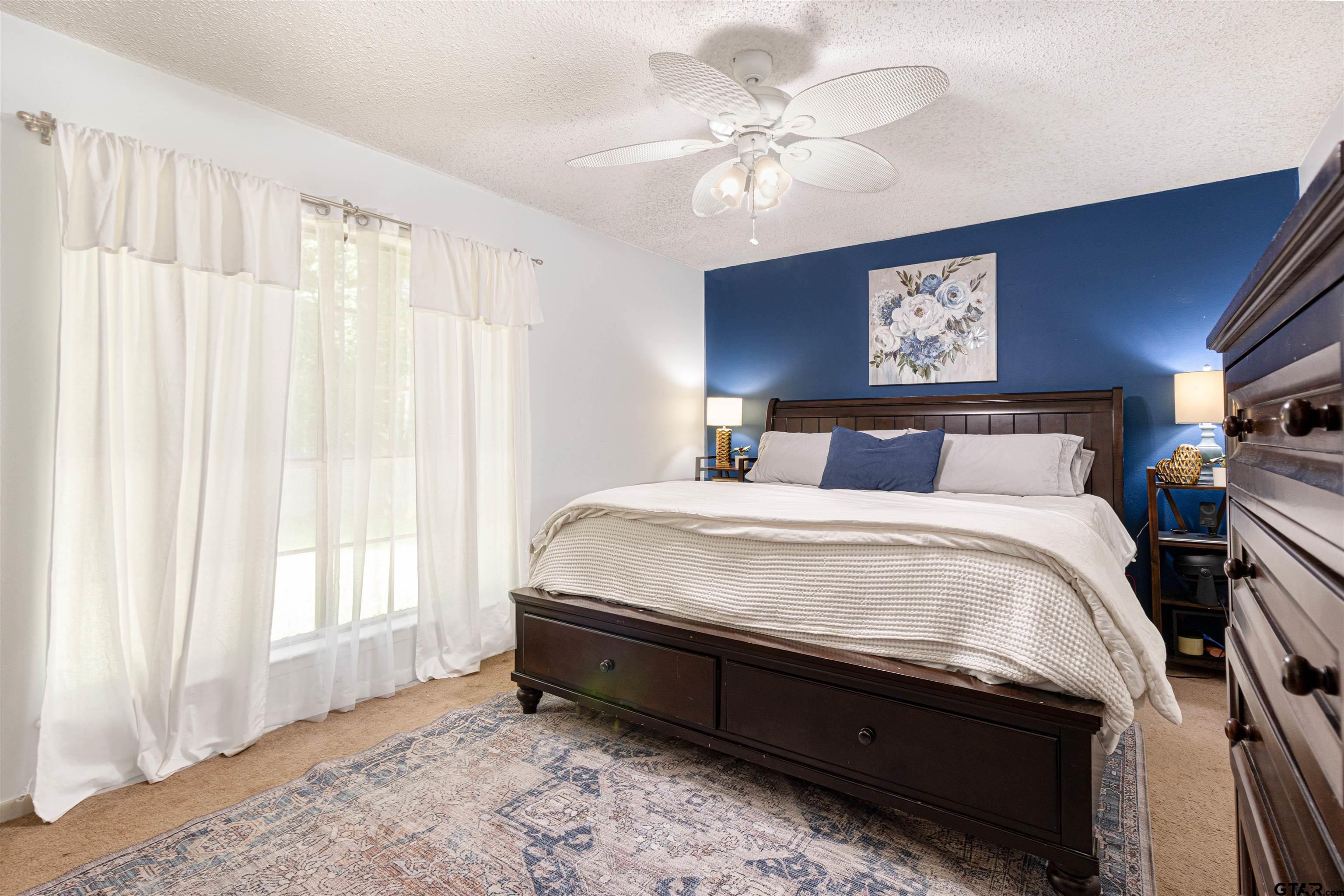 408 Ulster Dr Property Photo 18