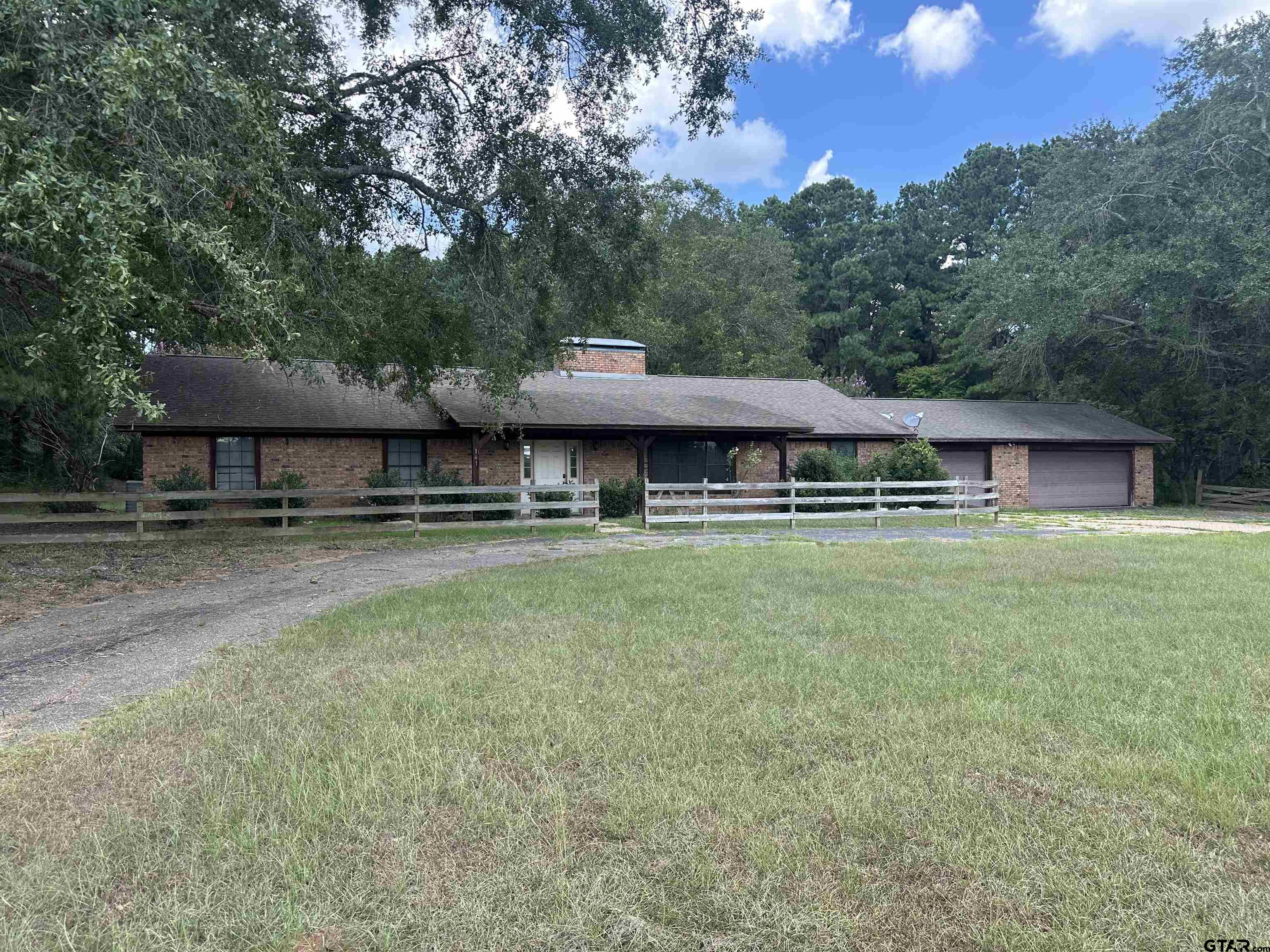 141 Meador Rd Property Photo 1
