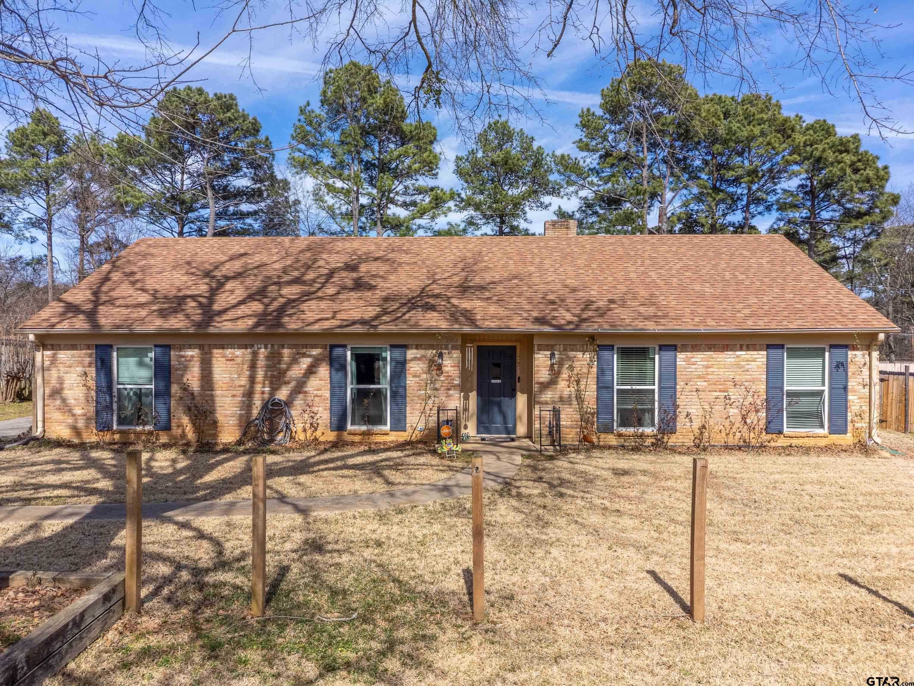 2966 Lynn Drive Property Photo 1