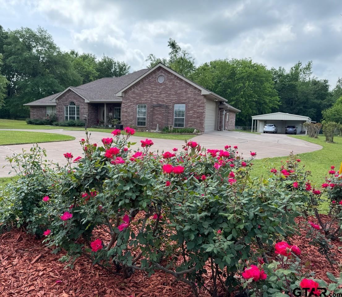 502 Ivey Property Photo 1