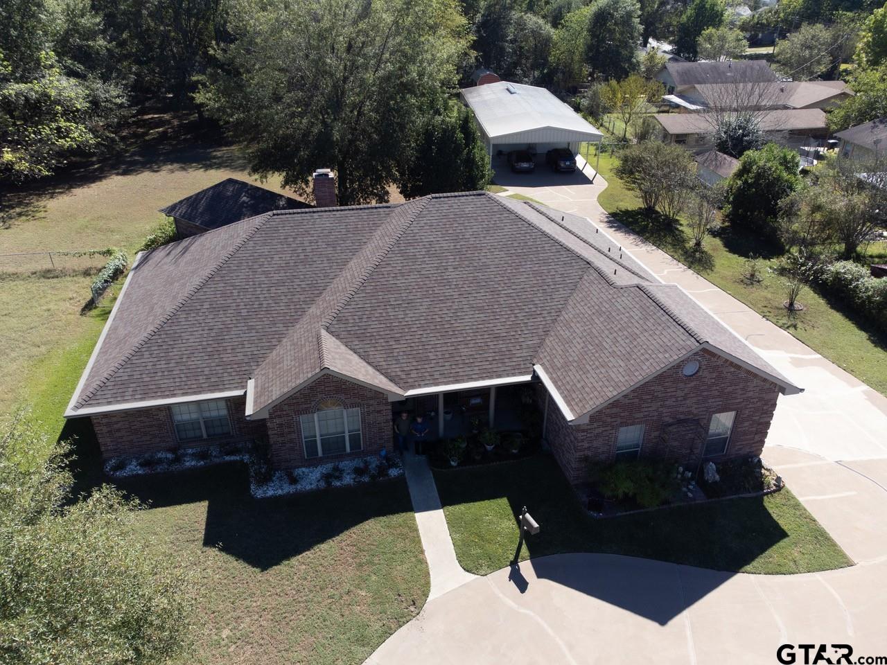 502 Ivey Property Photo 2