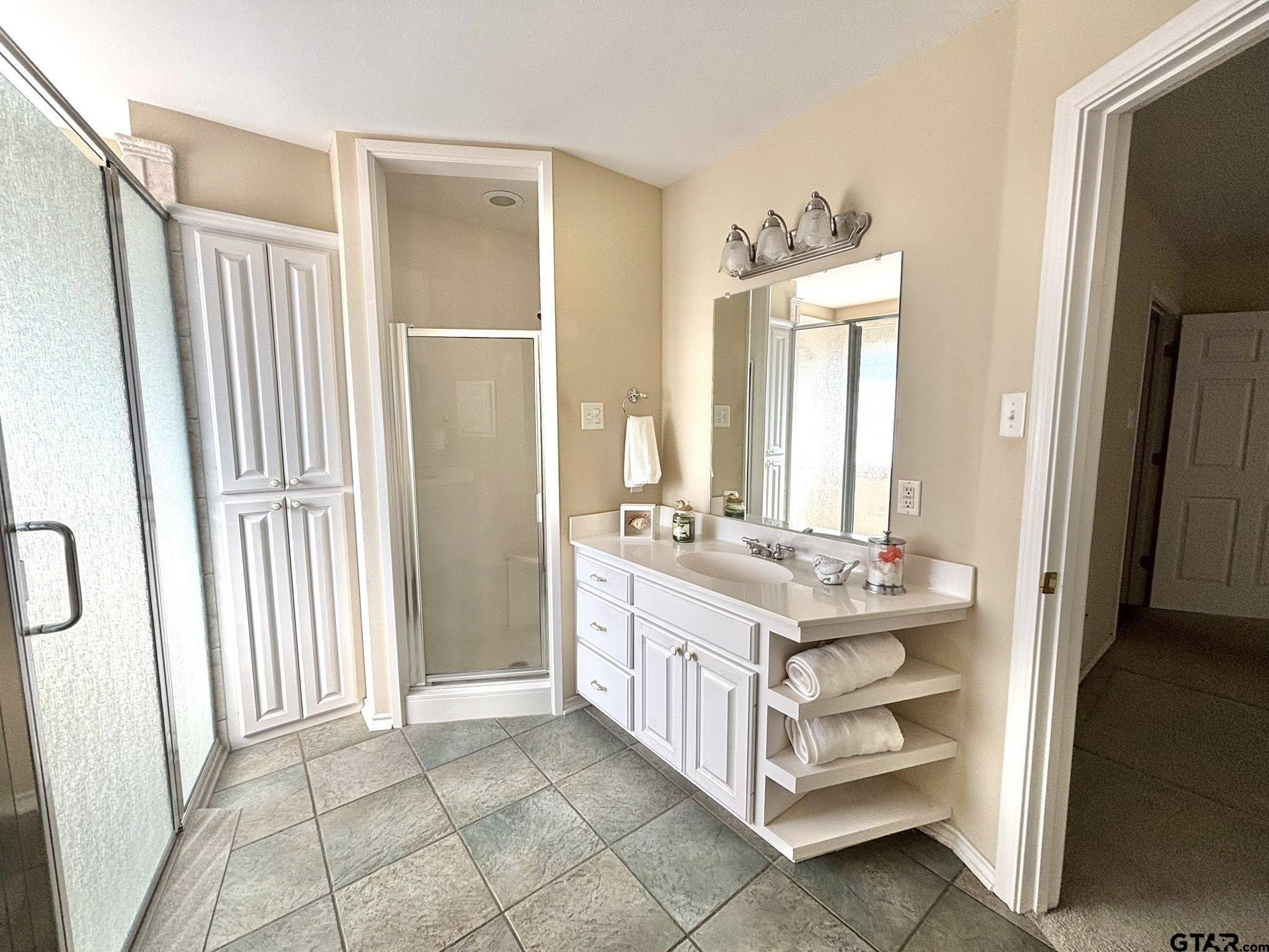 502 Ivey Property Photo 23