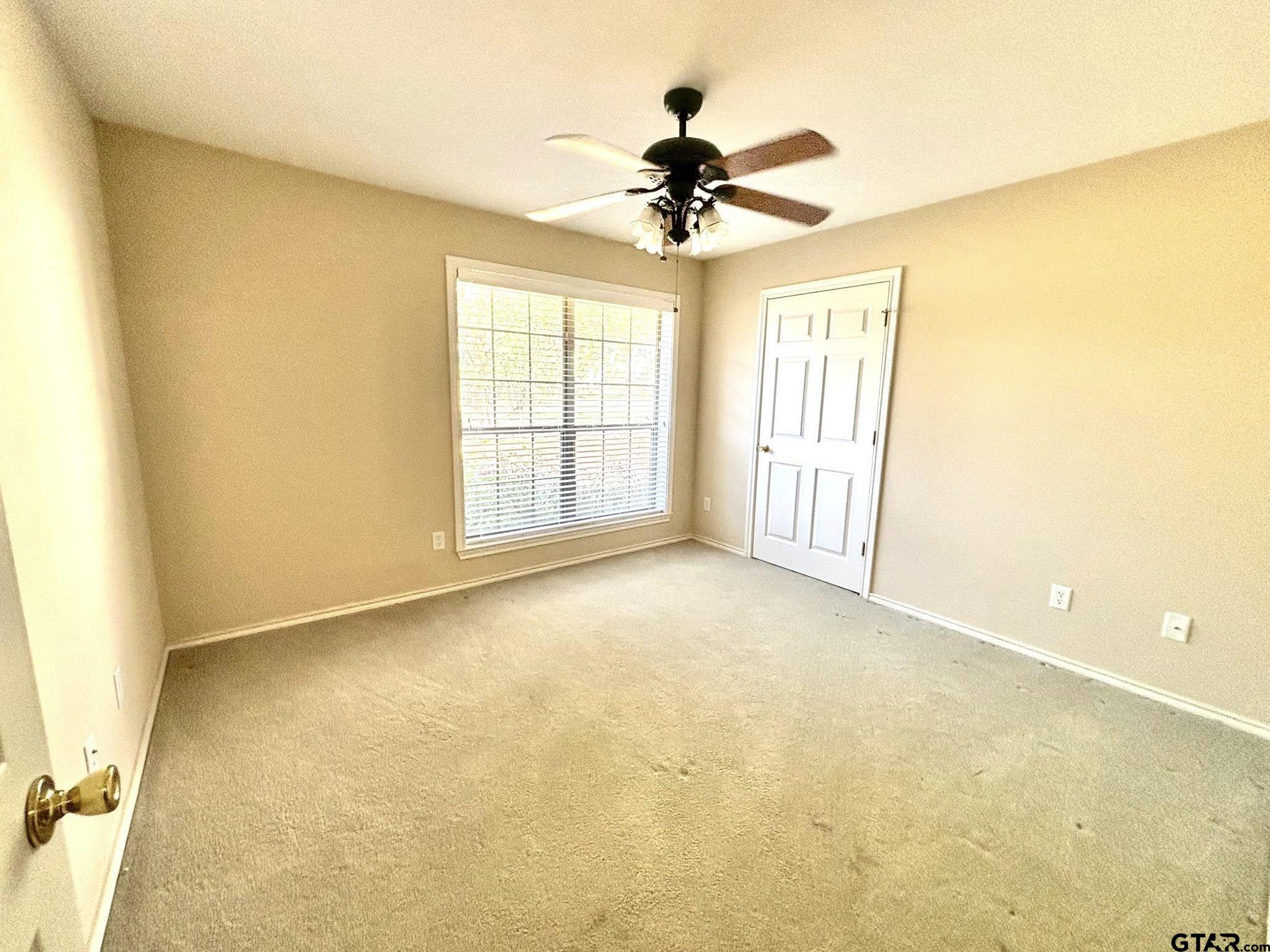 502 Ivey Property Photo 25