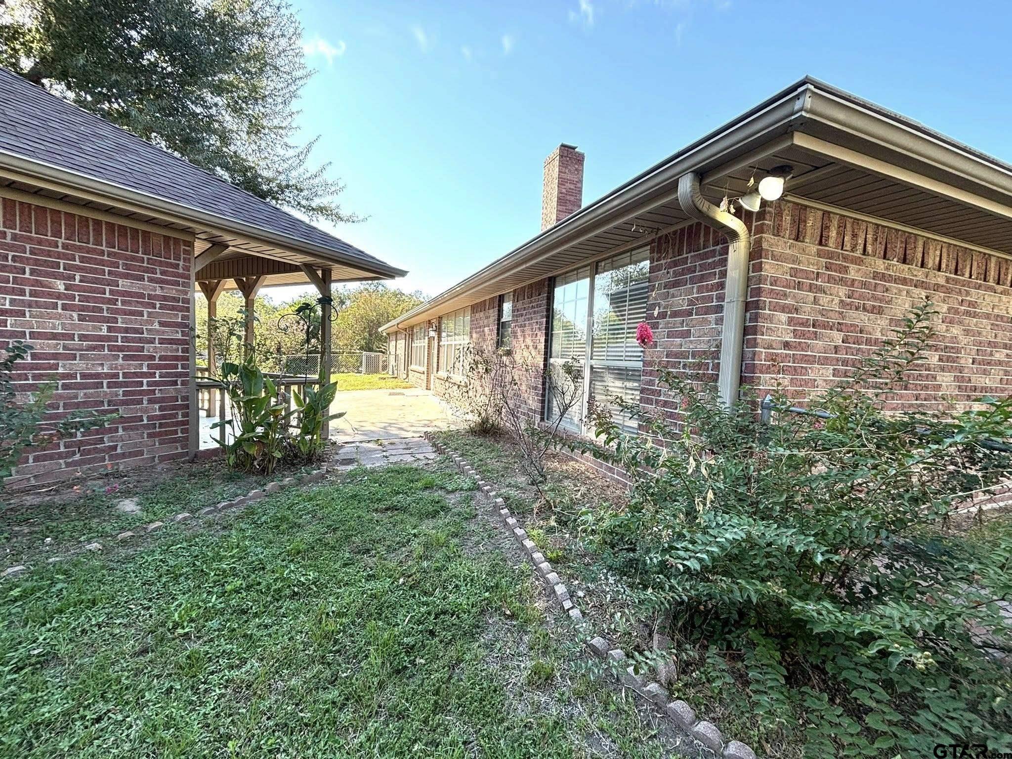 502 Ivey Property Photo 34