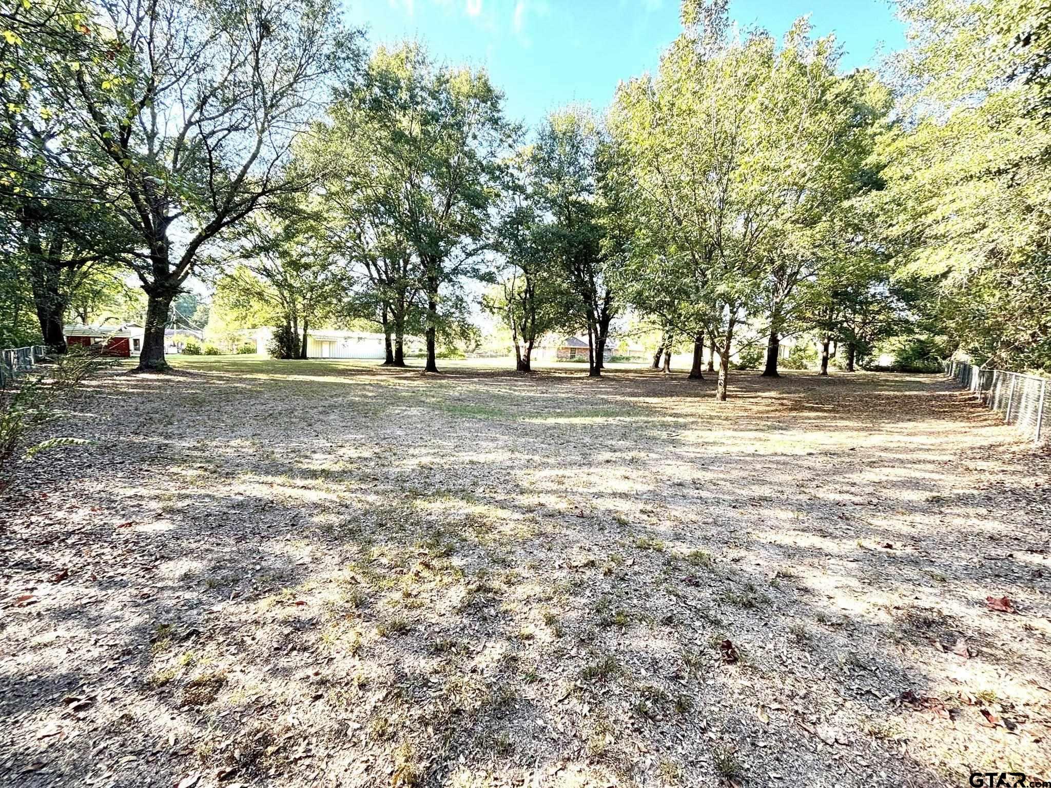 502 Ivey Property Photo 43