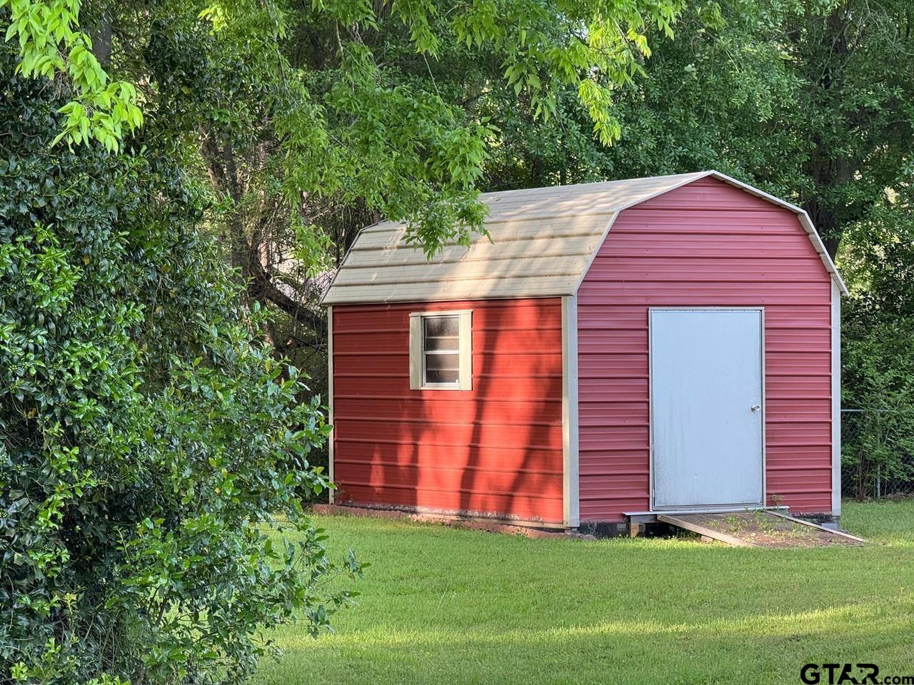 502 Ivey Property Photo 46