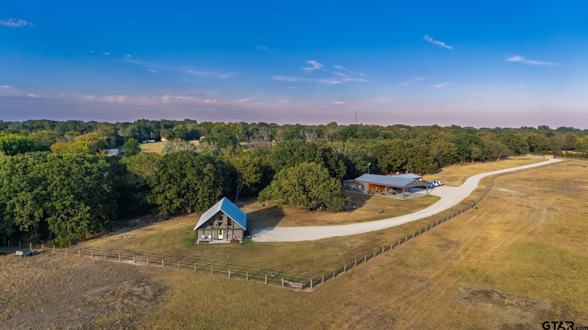 448 County Road 4581 Property Photo 1