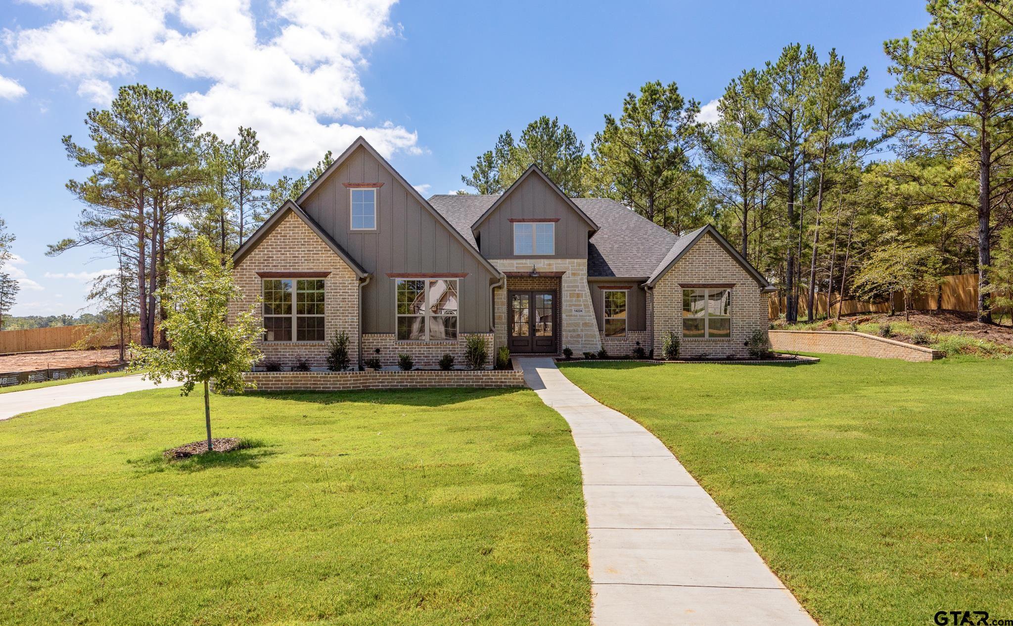 14224 Woodland Pkwy Property Photo 1