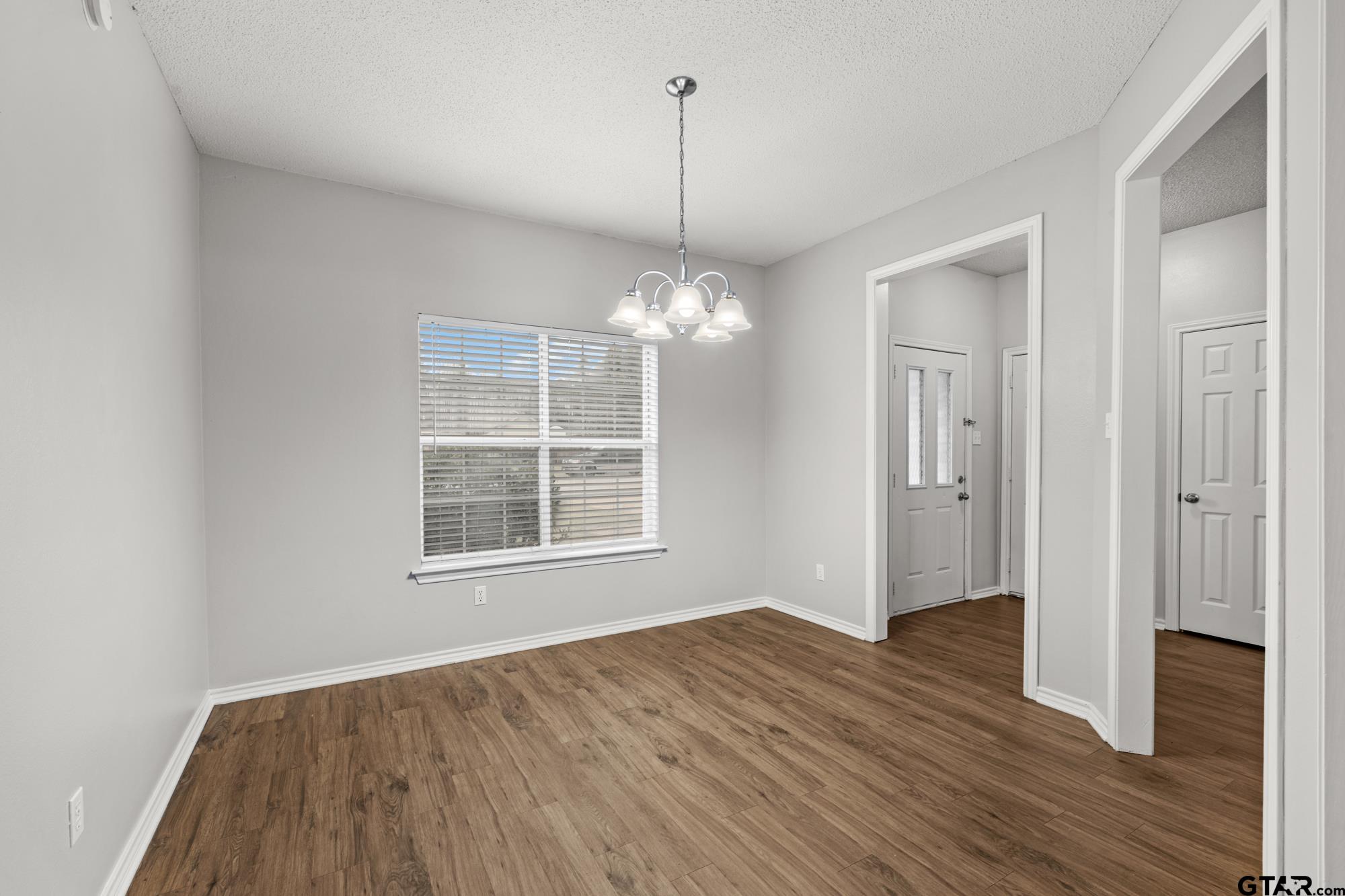 103 Courtney Property Photo 10