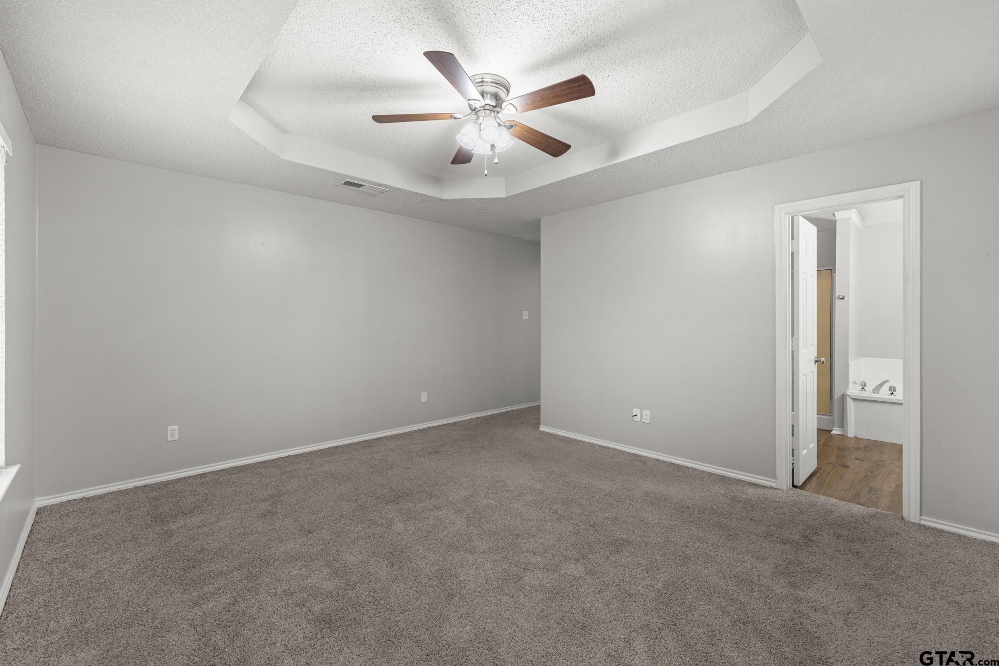 103 Courtney Property Photo 15