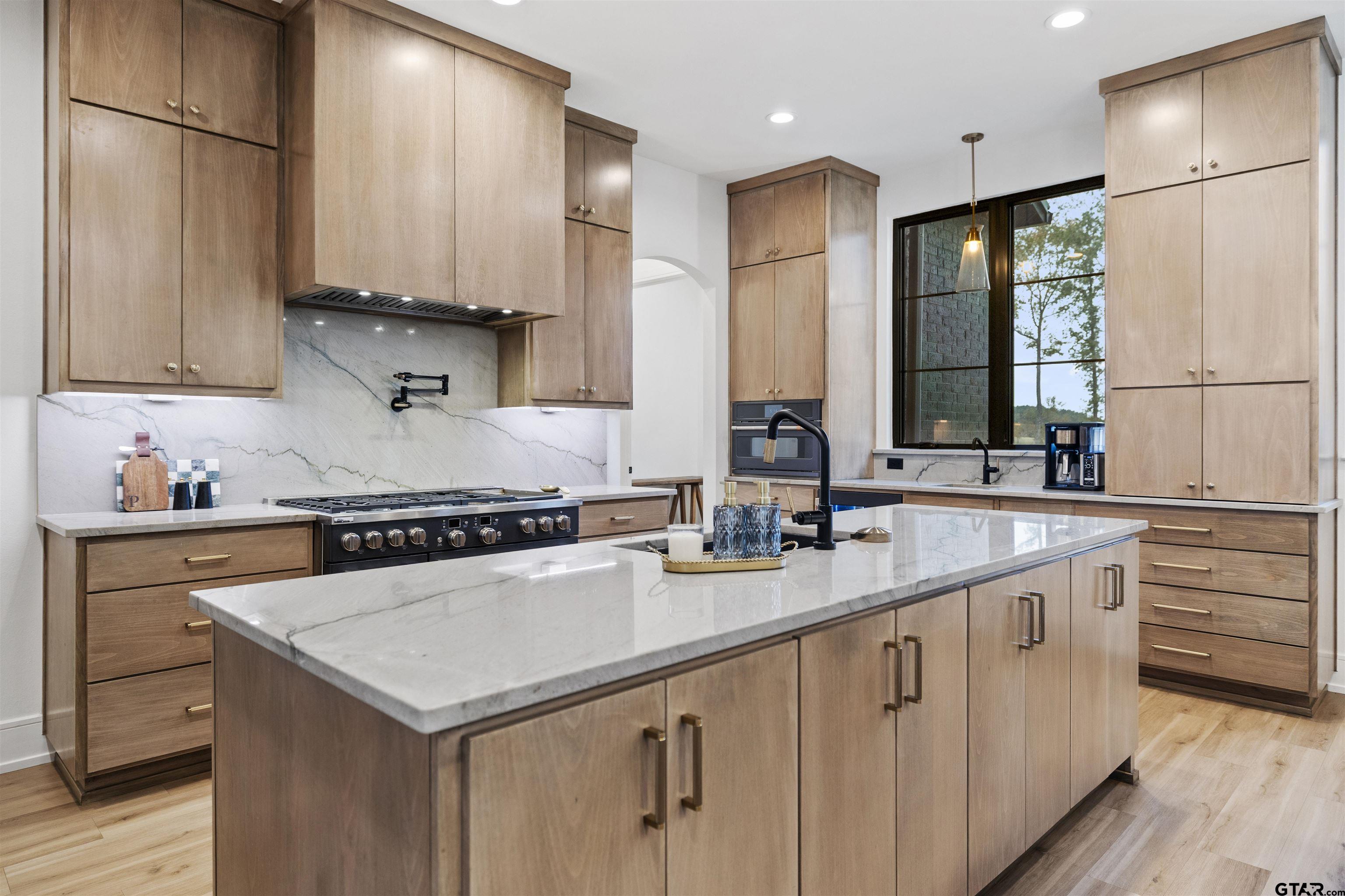 2804 Buchanan Rd Property Photo 6