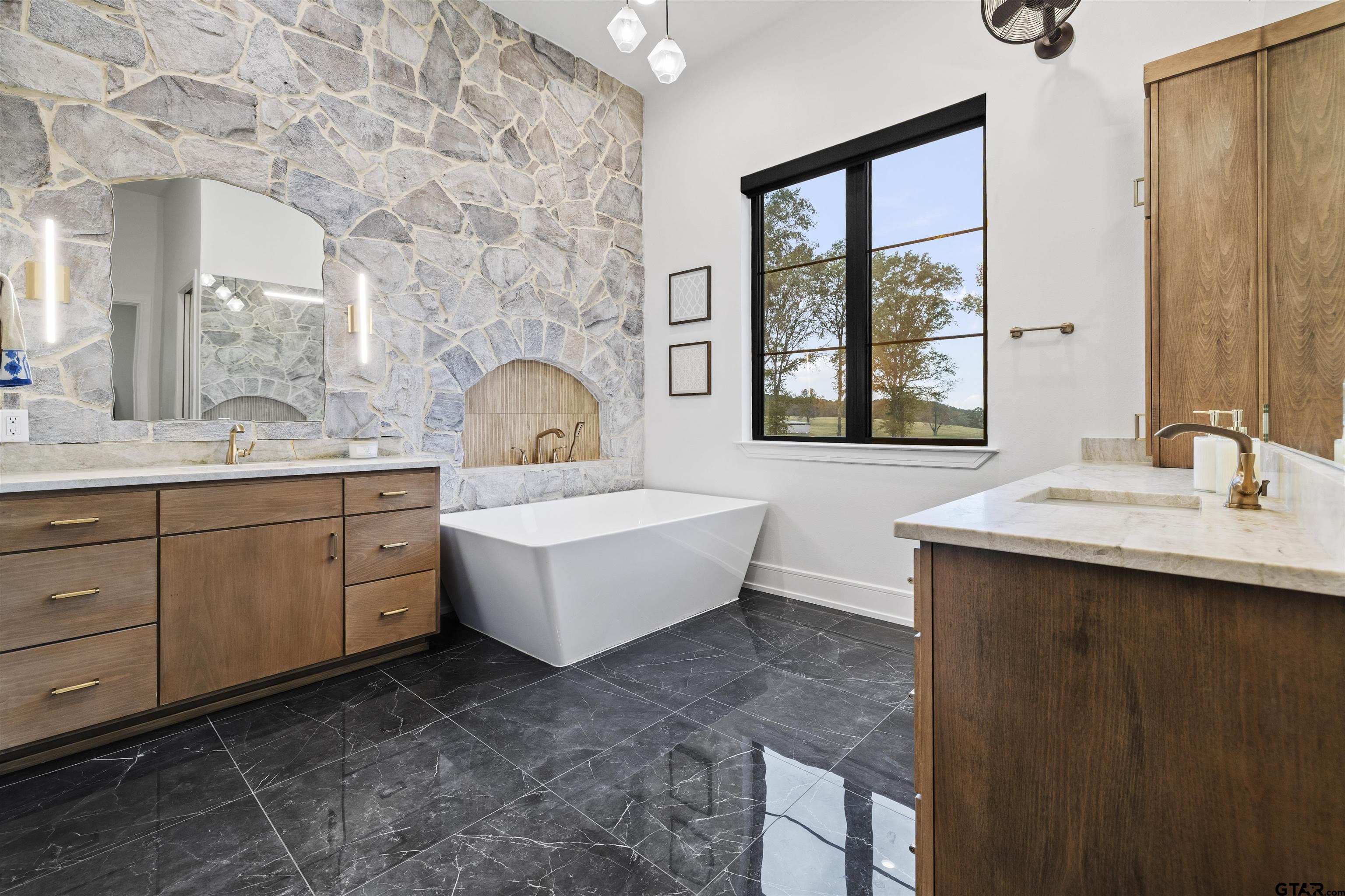 2804 Buchanan Rd Property Photo 16